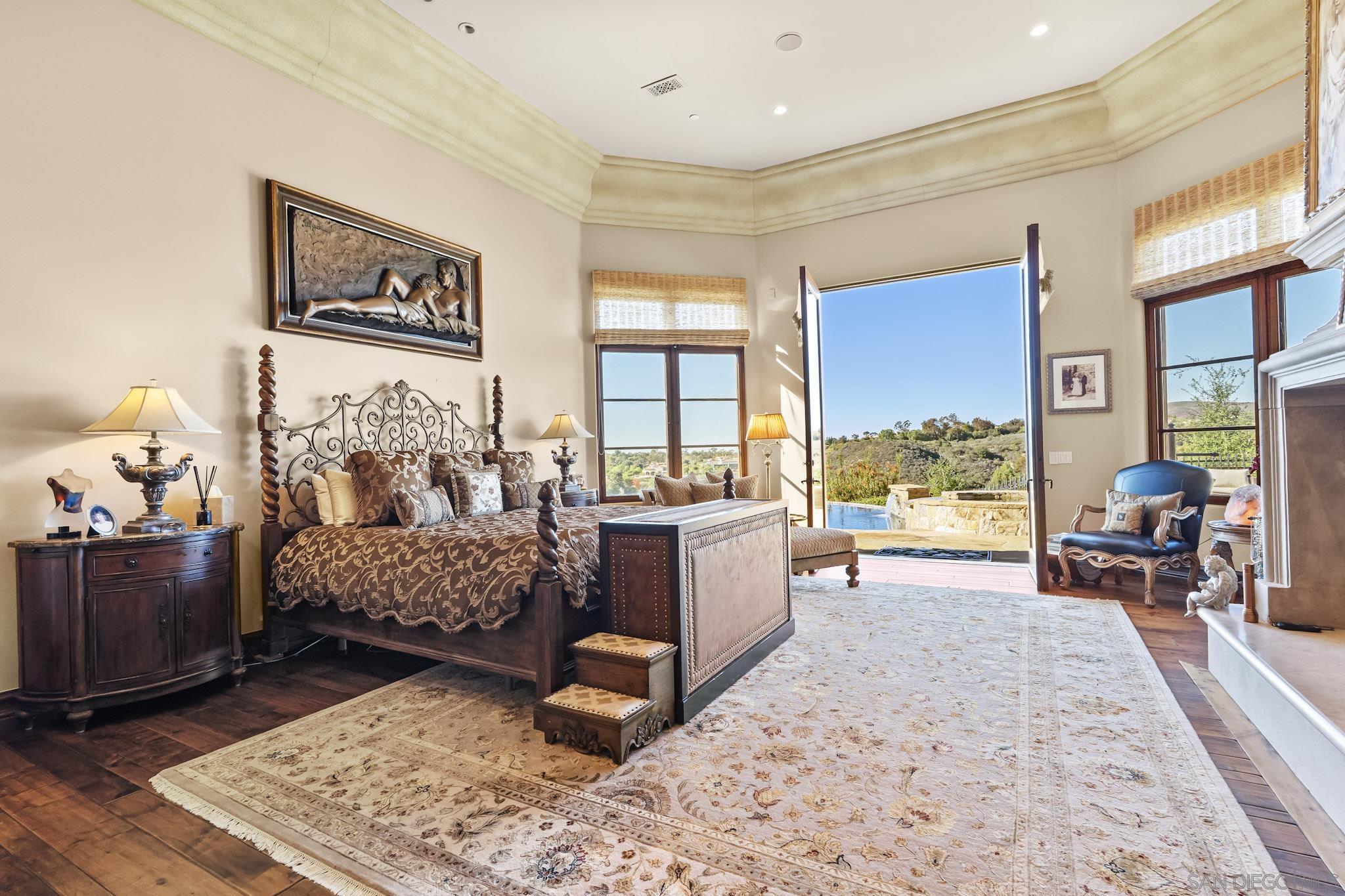 Detail Gallery Image 16 of 34 For 18486  via Candela, Rancho Santa Fe,  CA 92091 - 5 Beds | 5/2 Baths