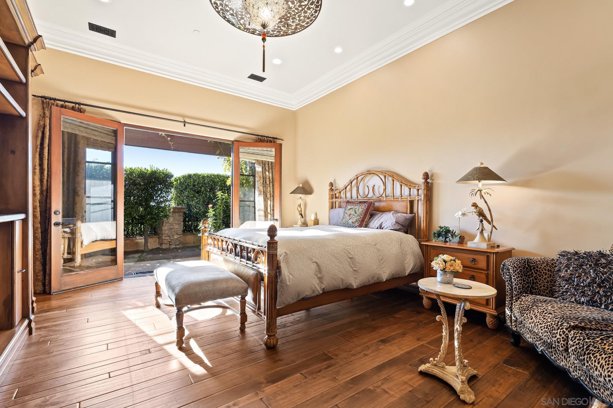 Detail Gallery Image 19 of 34 For 18486  via Candela, Rancho Santa Fe,  CA 92091 - 5 Beds | 5/2 Baths