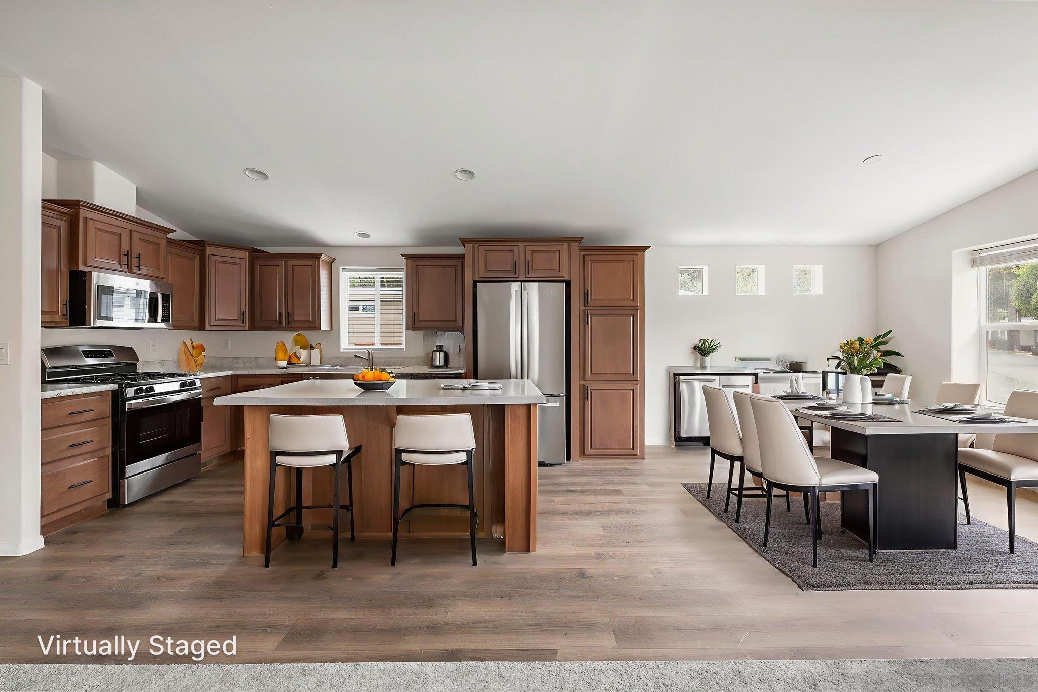 Front Image Thumbnail for SD250045538