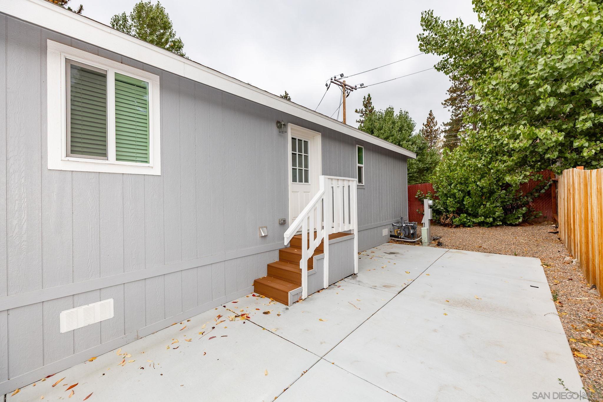 Detail Gallery Image 22 of 25 For 22899  Byron Road  #11,  Crestline,  CA 92325 - 2 Beds | 2 Baths