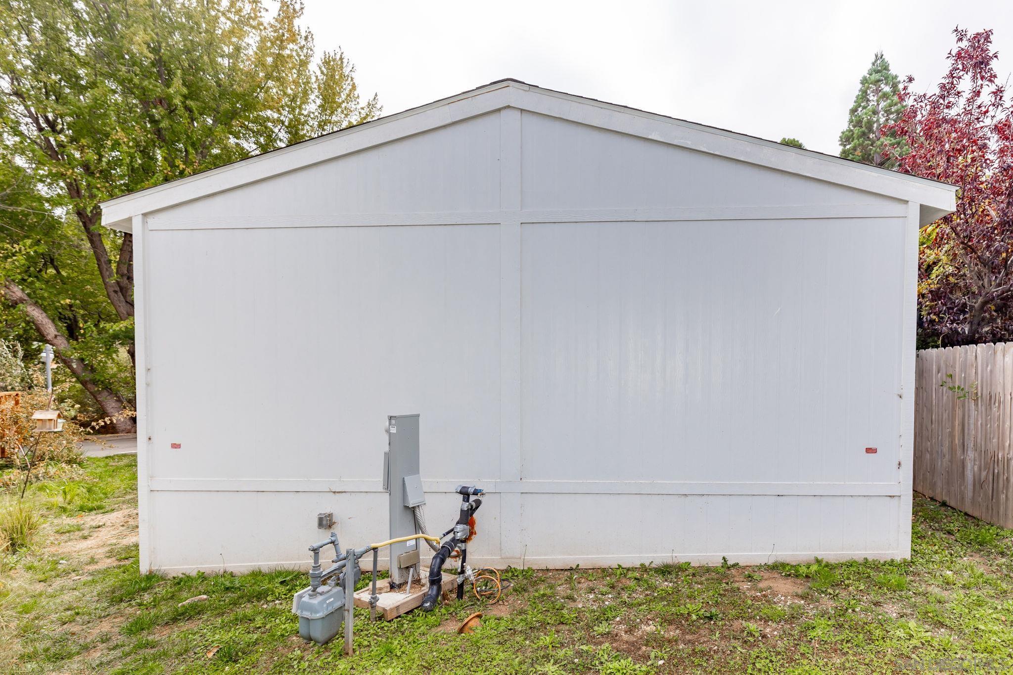 Detail Gallery Image 27 of 28 For 22899  Byron Rd  Spc 92,  Crestline,  CA 92325 - 3 Beds | 2 Baths