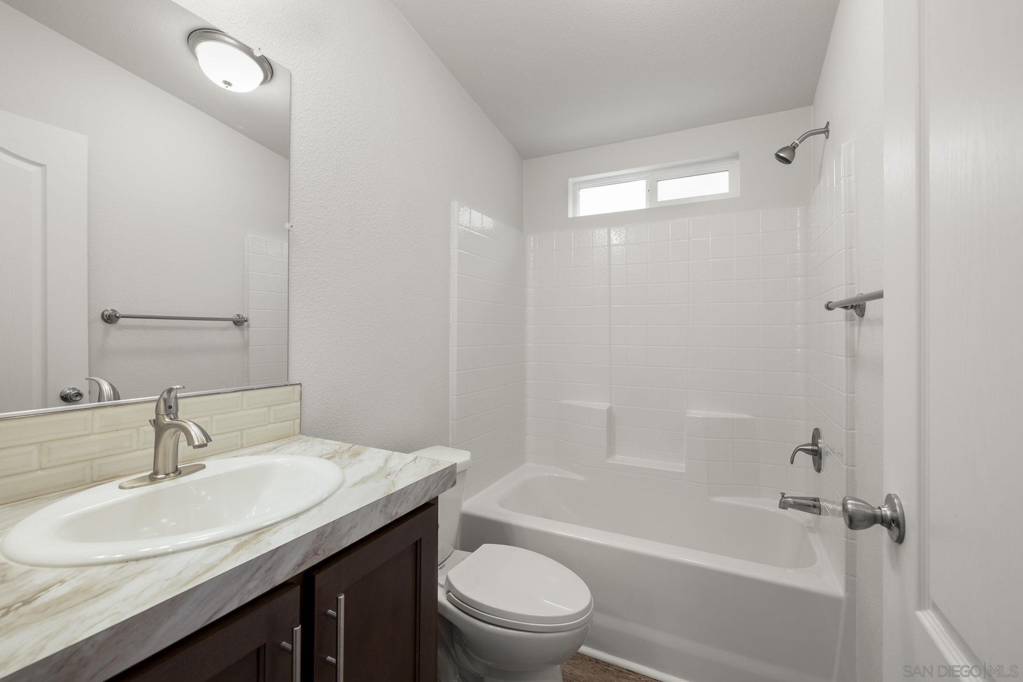 Detail Gallery Image 13 of 27 For 22899  Byron Rd  Spc 108,  Crestline,  CA 92325 - 4 Beds | 2 Baths