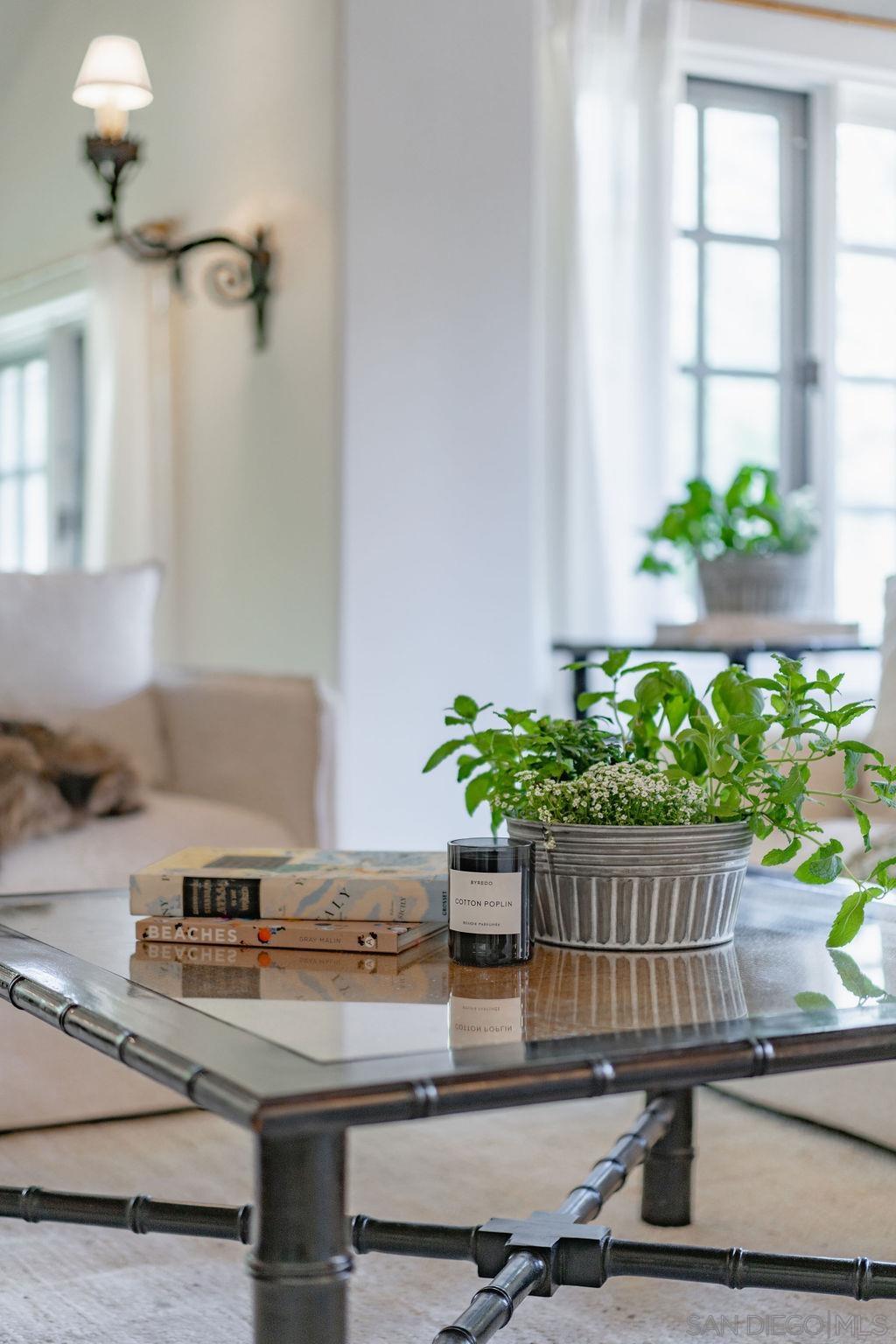 Detail Gallery Image 24 of 47 For 17116  Paseo Hermosa, Rancho Santa Fe,  CA 92067 - 2 Beds | 2 Baths