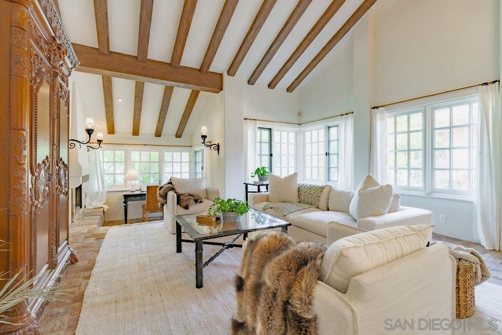 Detail Gallery Image 4 of 47 For 17116  Paseo Hermosa, Rancho Santa Fe,  CA 92067 - 2 Beds | 2 Baths
