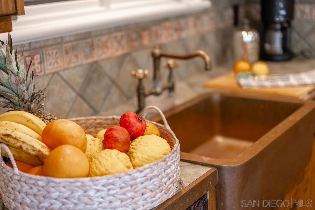 Detail Gallery Image 8 of 47 For 17116  Paseo Hermosa, Rancho Santa Fe,  CA 92067 - 2 Beds | 2 Baths