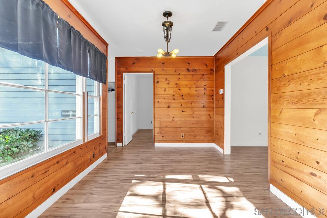 Detail Gallery Image 6 of 24 For 1837  Oliver Avenue, San Diego,  CA 92109 - 3 Beds | 2 Baths