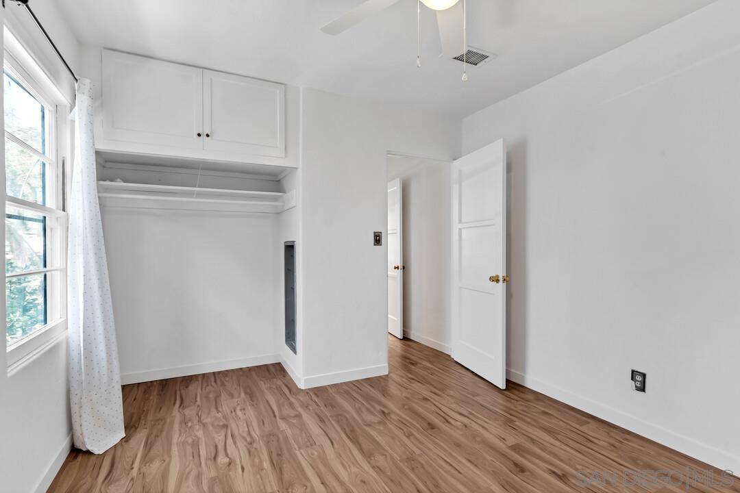 Detail Gallery Image 9 of 24 For 1837  Oliver Avenue, San Diego,  CA 92109 - 3 Beds | 2 Baths