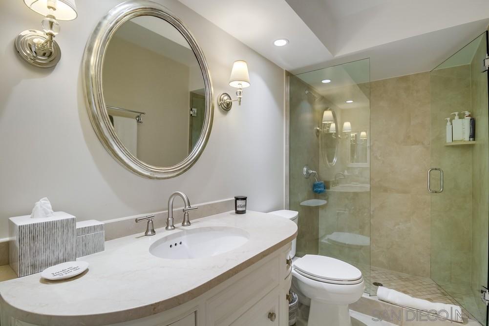 Detail Gallery Image 23 of 44 For 1770  Avenida Del Mundo  1004, Coronado,  CA 92118 - 2 Beds | 2 Baths