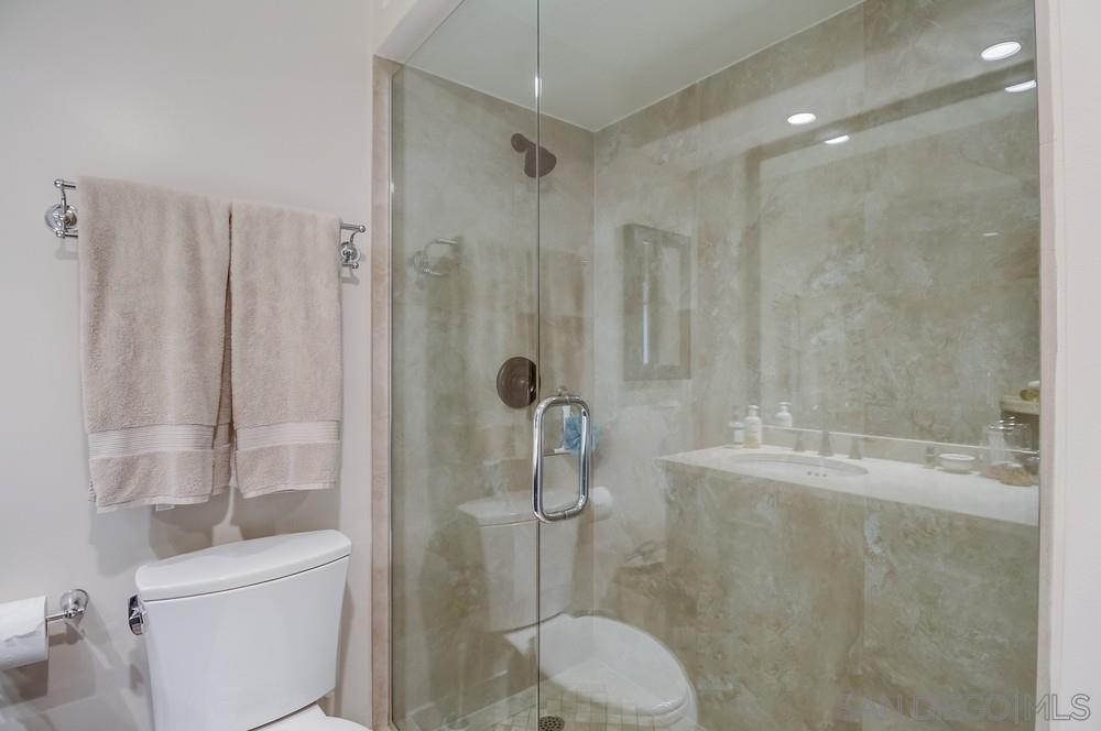 Detail Gallery Image 29 of 44 For 1770  Avenida Del Mundo  1004, Coronado,  CA 92118 - 2 Beds | 2 Baths