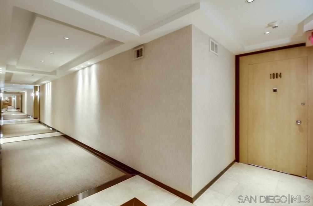 Detail Gallery Image 34 of 44 For 1770  Avenida Del Mundo  1004, Coronado,  CA 92118 - 2 Beds | 2 Baths