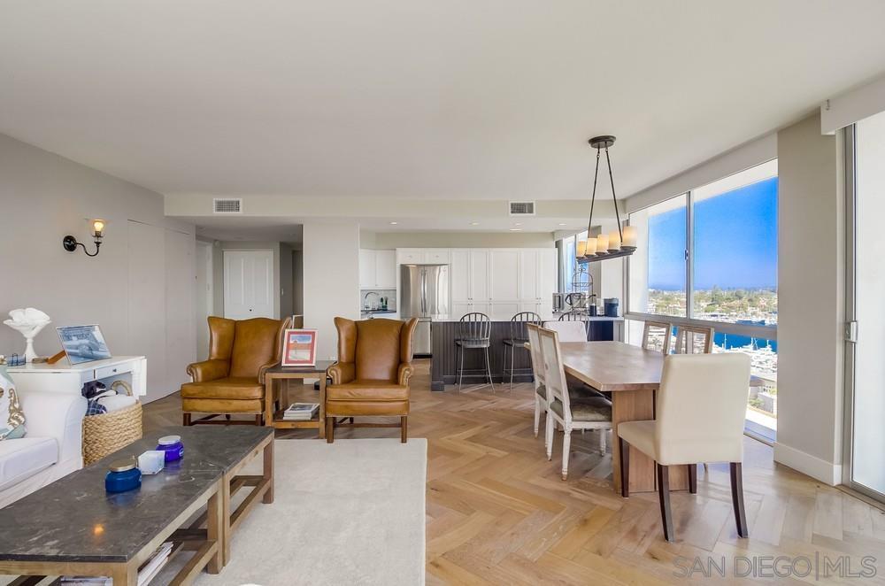 Detail Gallery Image 8 of 44 For 1770  Avenida Del Mundo  1004, Coronado,  CA 92118 - 2 Beds | 2 Baths