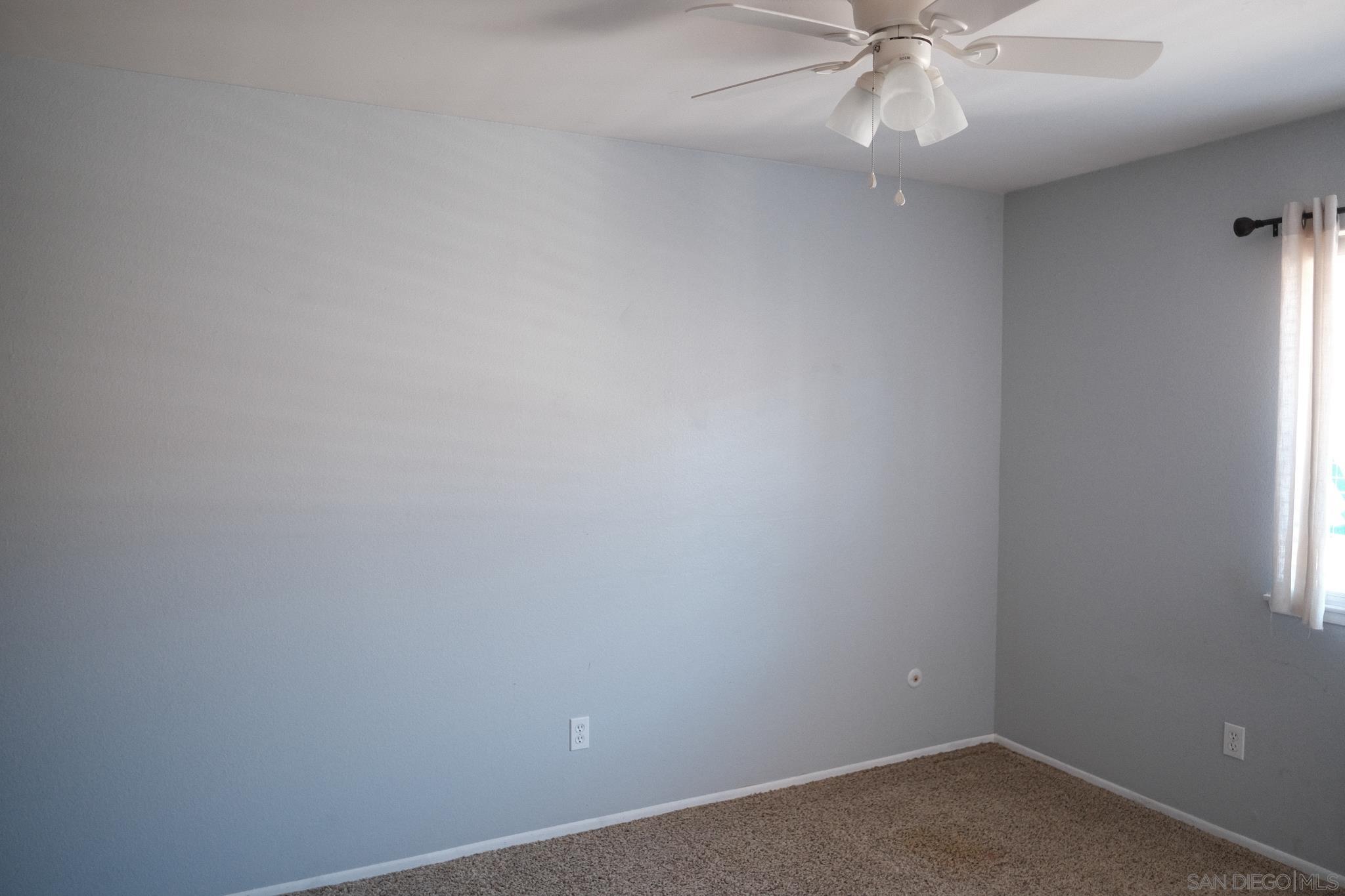 Detail Gallery Image 13 of 29 For 2142  Ridgeview Pl, Escondido,  CA 92026 - 3 Beds | 2 Baths