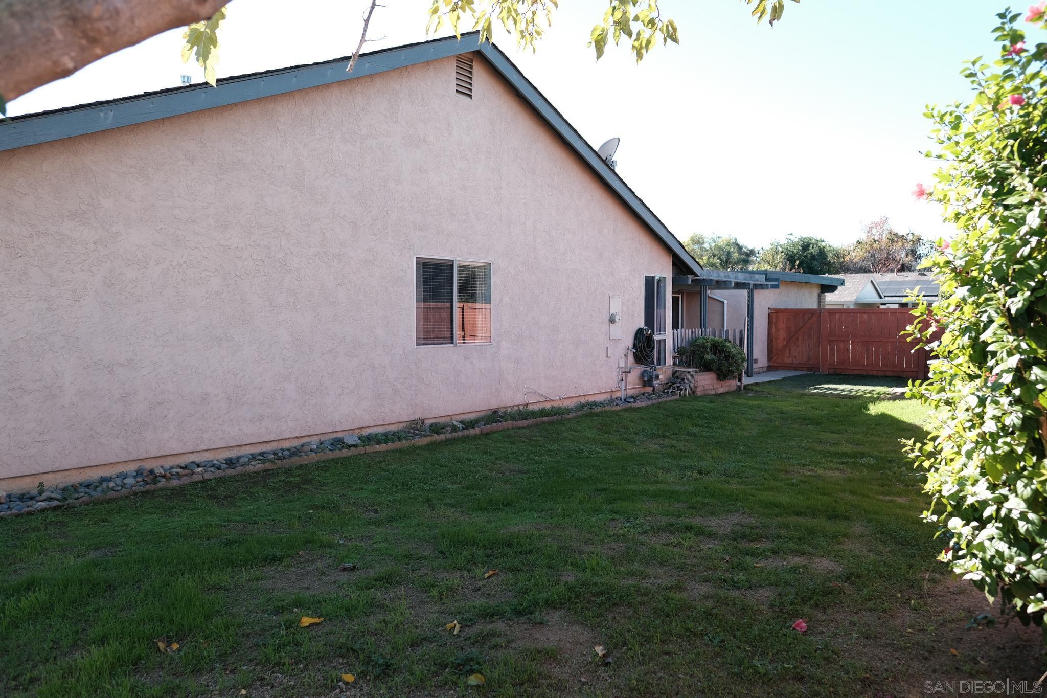 Detail Gallery Image 21 of 29 For 2142  Ridgeview Pl, Escondido,  CA 92026 - 3 Beds | 2 Baths