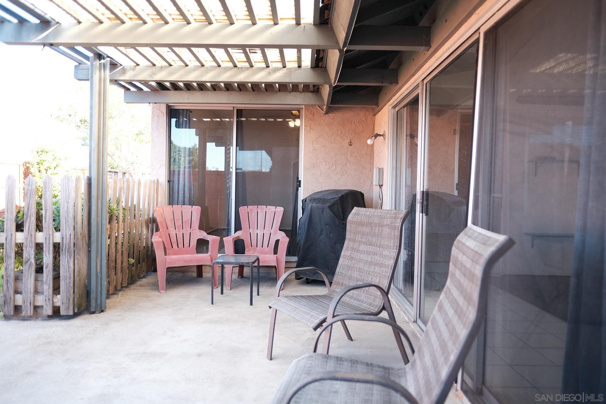 Detail Gallery Image 22 of 29 For 2142  Ridgeview Pl, Escondido,  CA 92026 - 3 Beds | 2 Baths