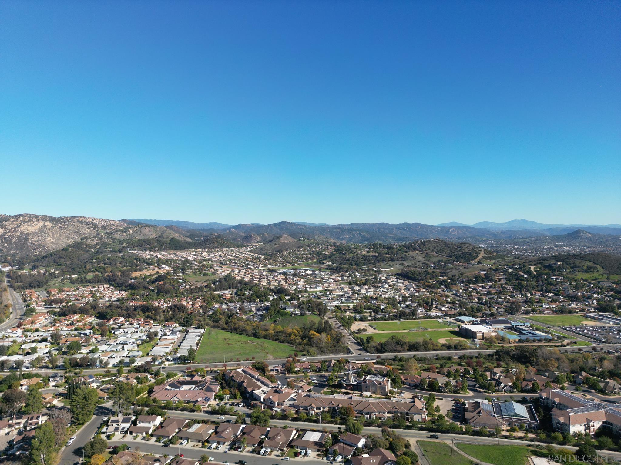 Detail Gallery Image 29 of 29 For 2142  Ridgeview Pl, Escondido,  CA 92026 - 3 Beds | 2 Baths
