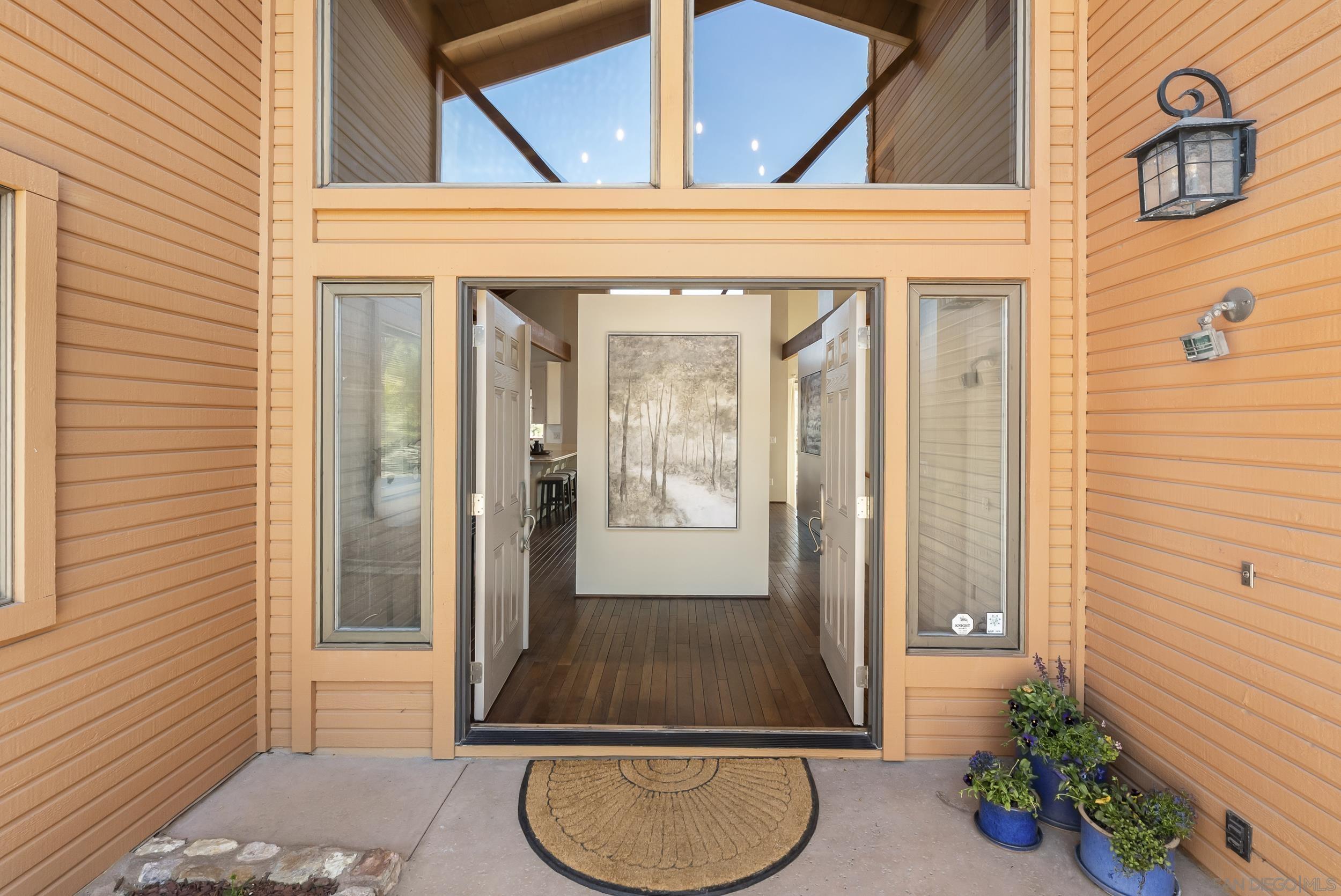 Detail Gallery Image 12 of 54 For 4955  Rancho Viejo Dr, Del Mar,  CA 92014 - 5 Beds | 4 Baths