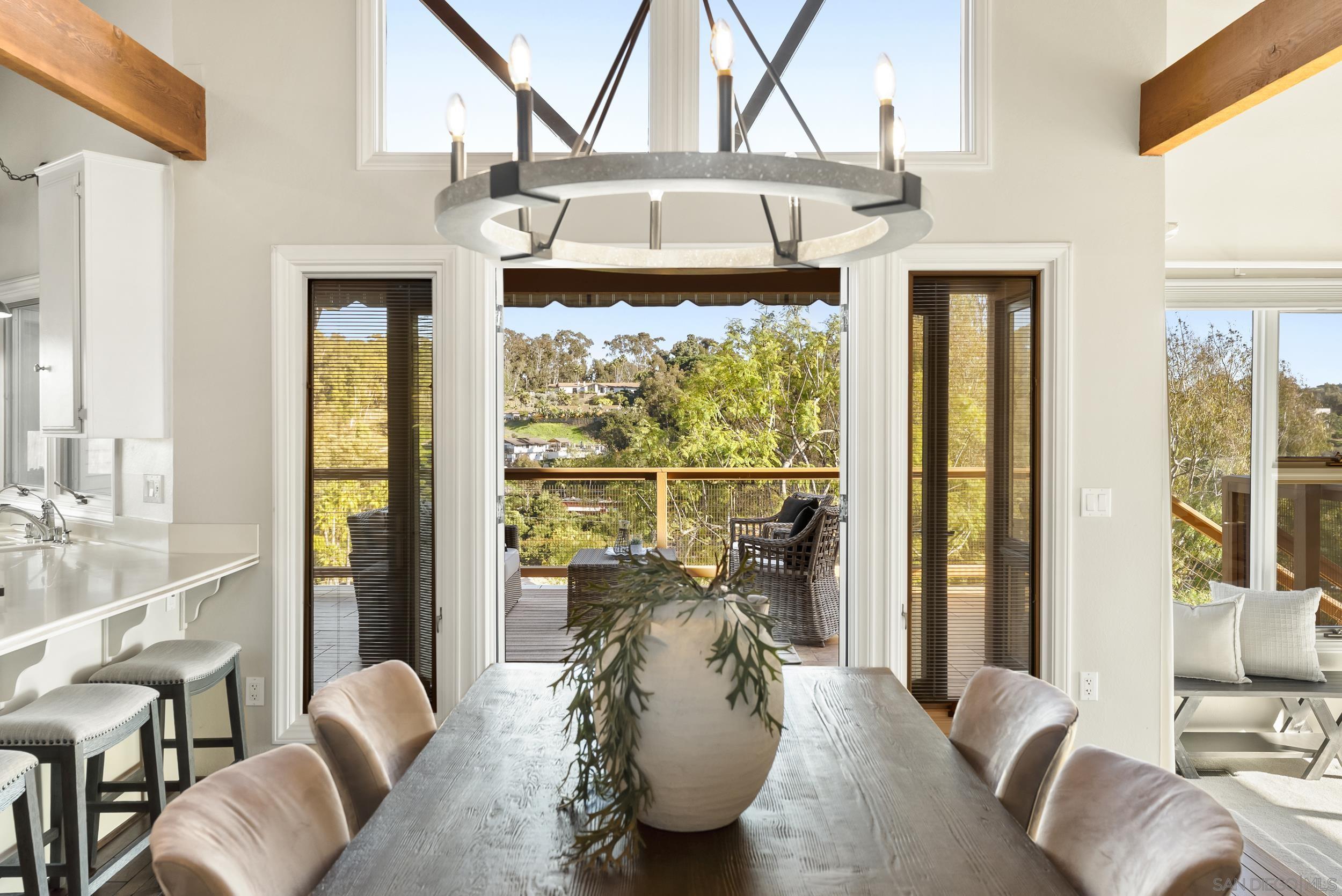 Detail Gallery Image 14 of 54 For 4955  Rancho Viejo Dr, Del Mar,  CA 92014 - 5 Beds | 4 Baths