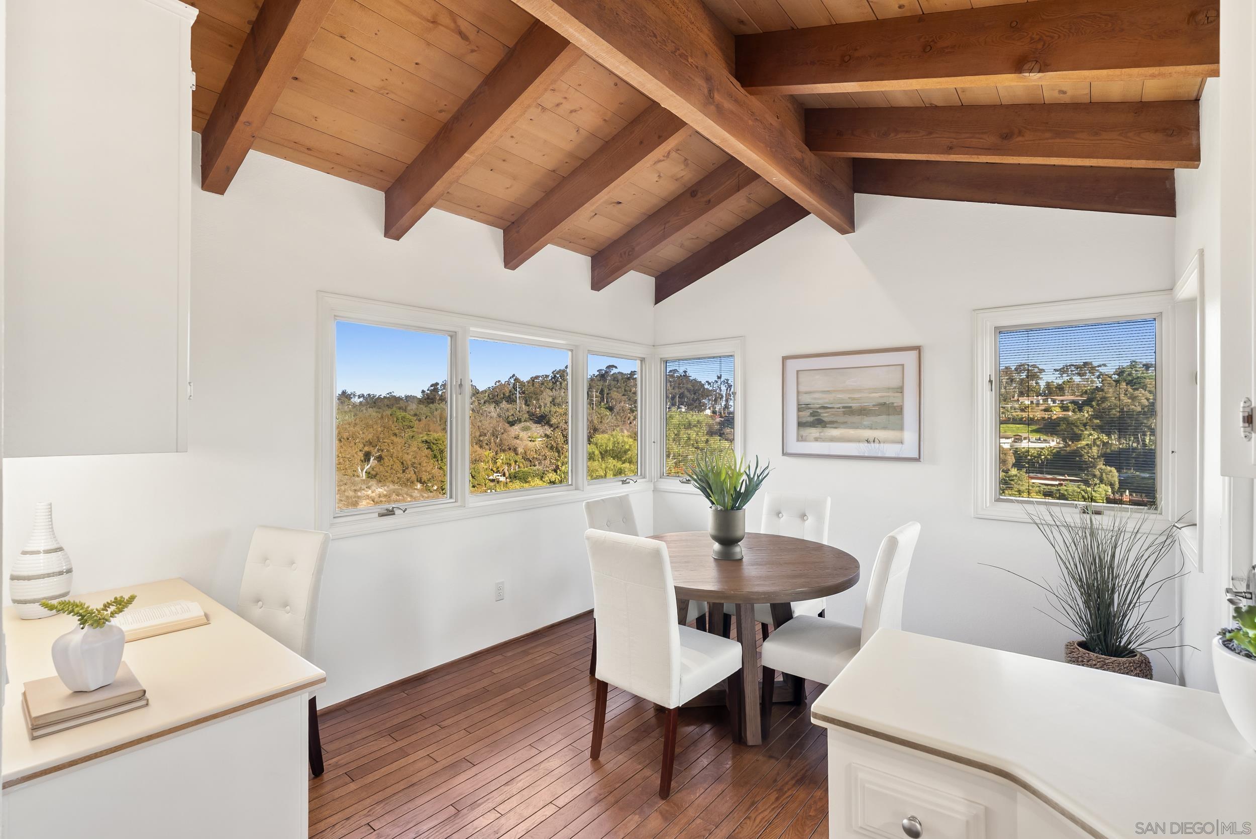 Detail Gallery Image 18 of 54 For 4955  Rancho Viejo Dr, Del Mar,  CA 92014 - 5 Beds | 4 Baths