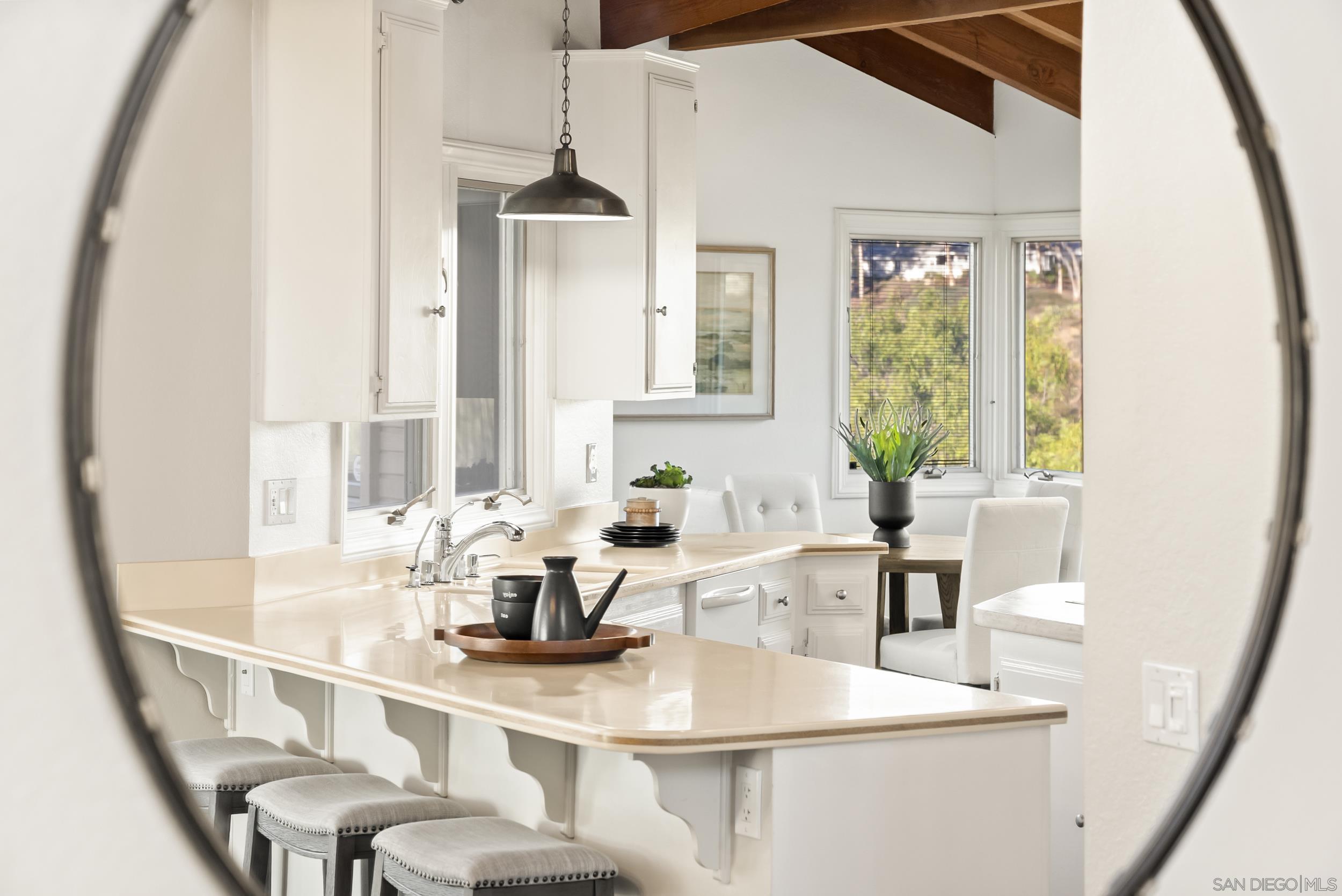 Detail Gallery Image 19 of 54 For 4955  Rancho Viejo Dr, Del Mar,  CA 92014 - 5 Beds | 4 Baths