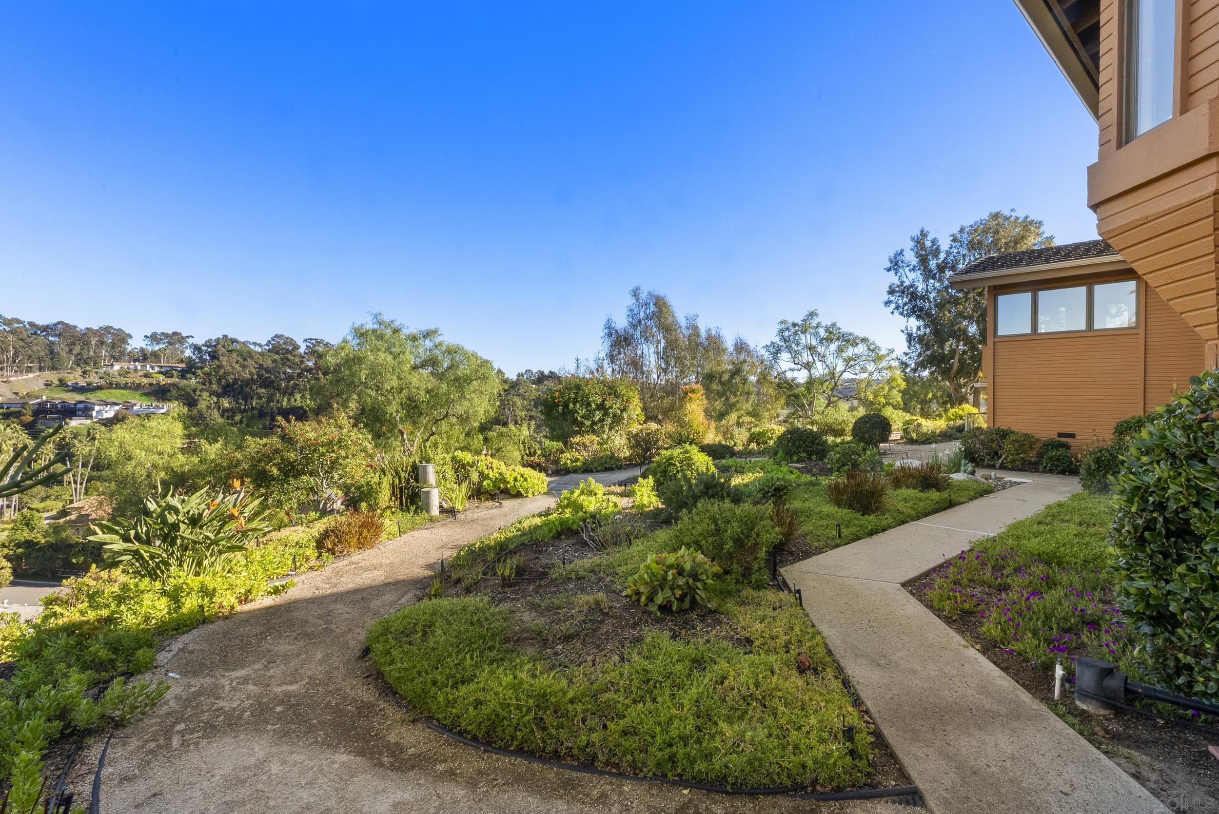 Detail Gallery Image 40 of 54 For 4955  Rancho Viejo Dr, Del Mar,  CA 92014 - 5 Beds | 4 Baths