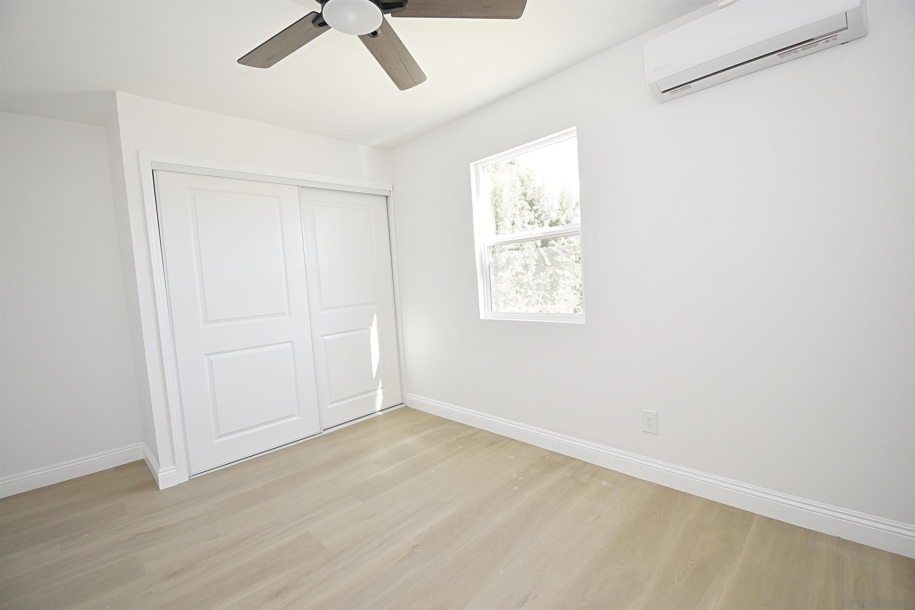 Detail Gallery Image 14 of 40 For 125  Date Street, Chula Vista,  CA 91911 - 4 Beds | 3 Baths