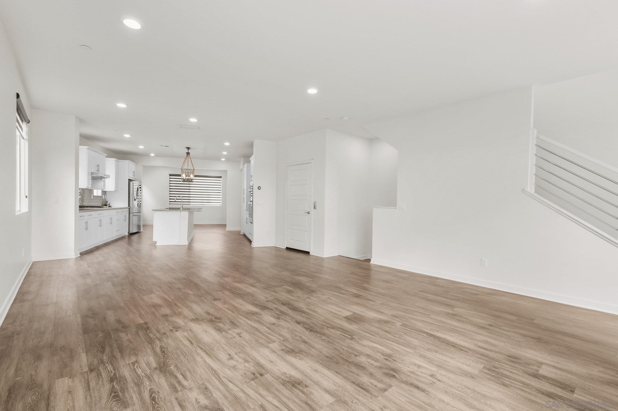 Detail Gallery Image 14 of 50 For 2016  Callisto Terrace, Chula Vista,  CA 91915 - 4 Beds | 3/1 Baths