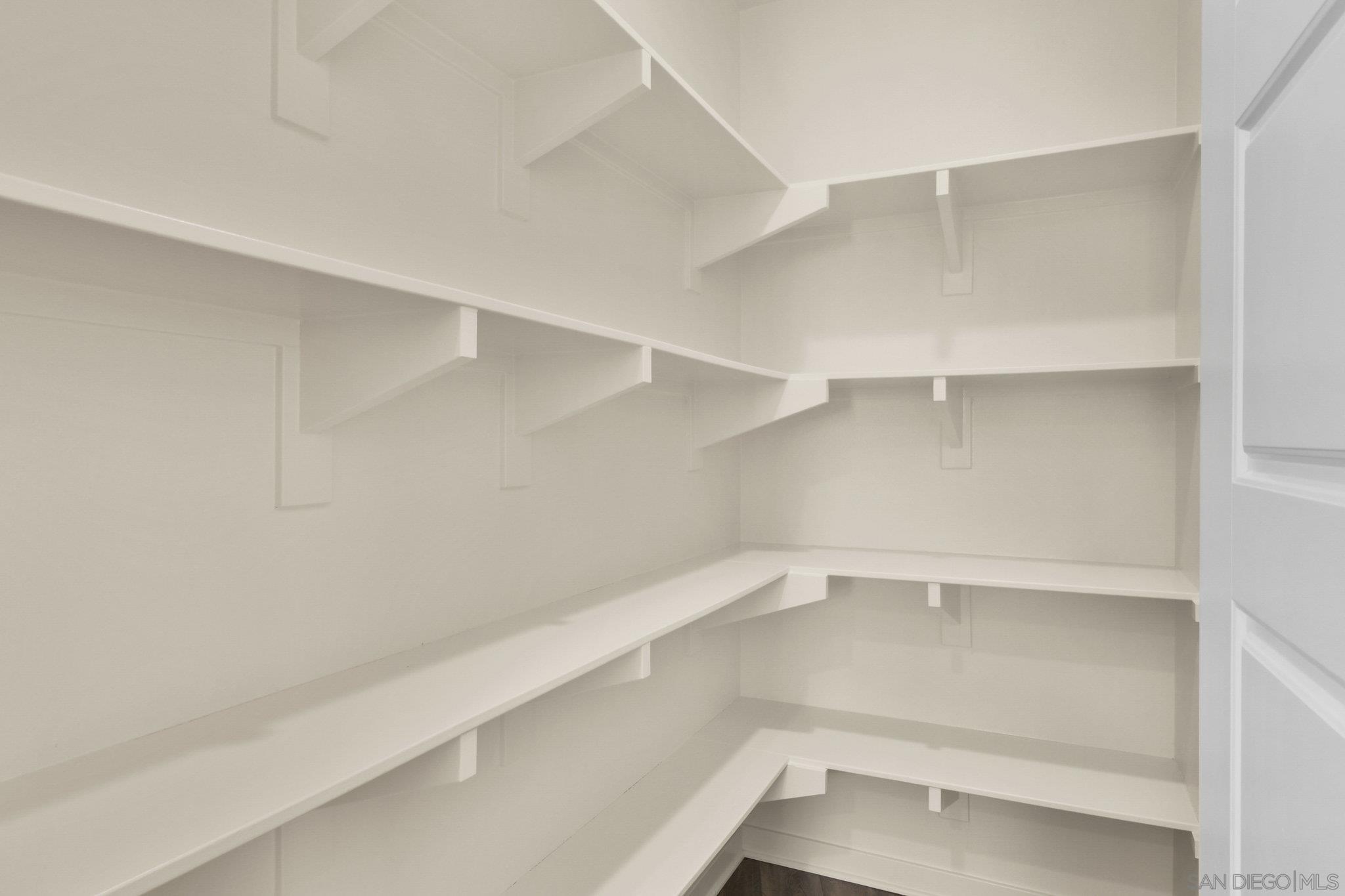 Detail Gallery Image 22 of 50 For 2016  Callisto Terrace, Chula Vista,  CA 91915 - 4 Beds | 3/1 Baths