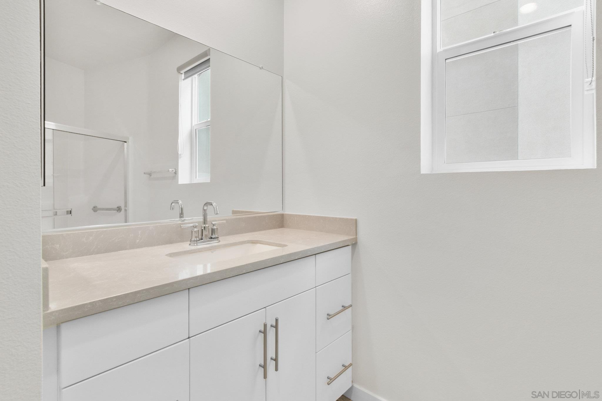 Detail Gallery Image 10 of 50 For 2016  Callisto Terrace, Chula Vista,  CA 91915 - 4 Beds | 3/1 Baths