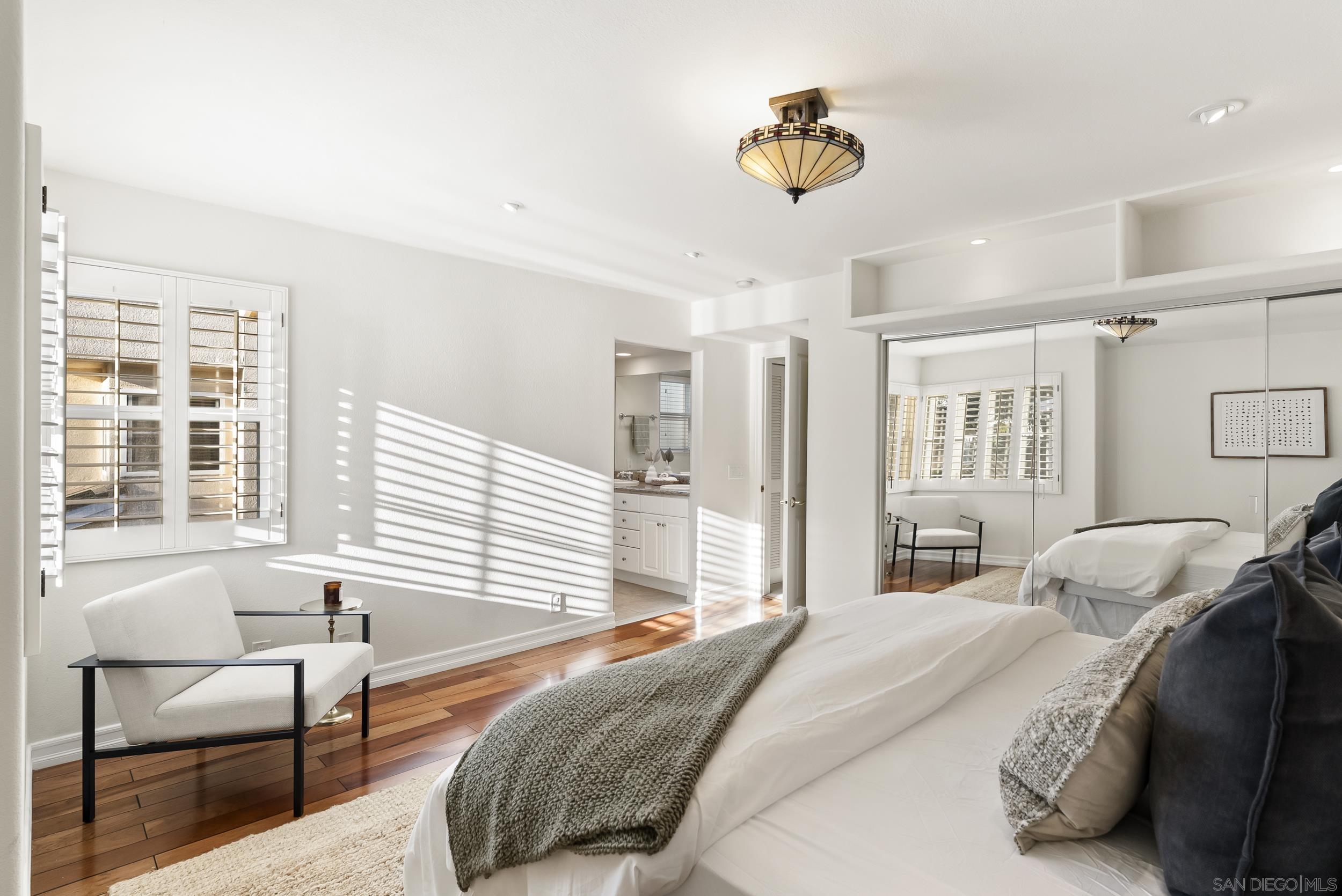 Detail Gallery Image 24 of 55 For 555  Eaton St.  #N,  Oceanside,  CA 92054 - 3 Beds | 2/1 Baths