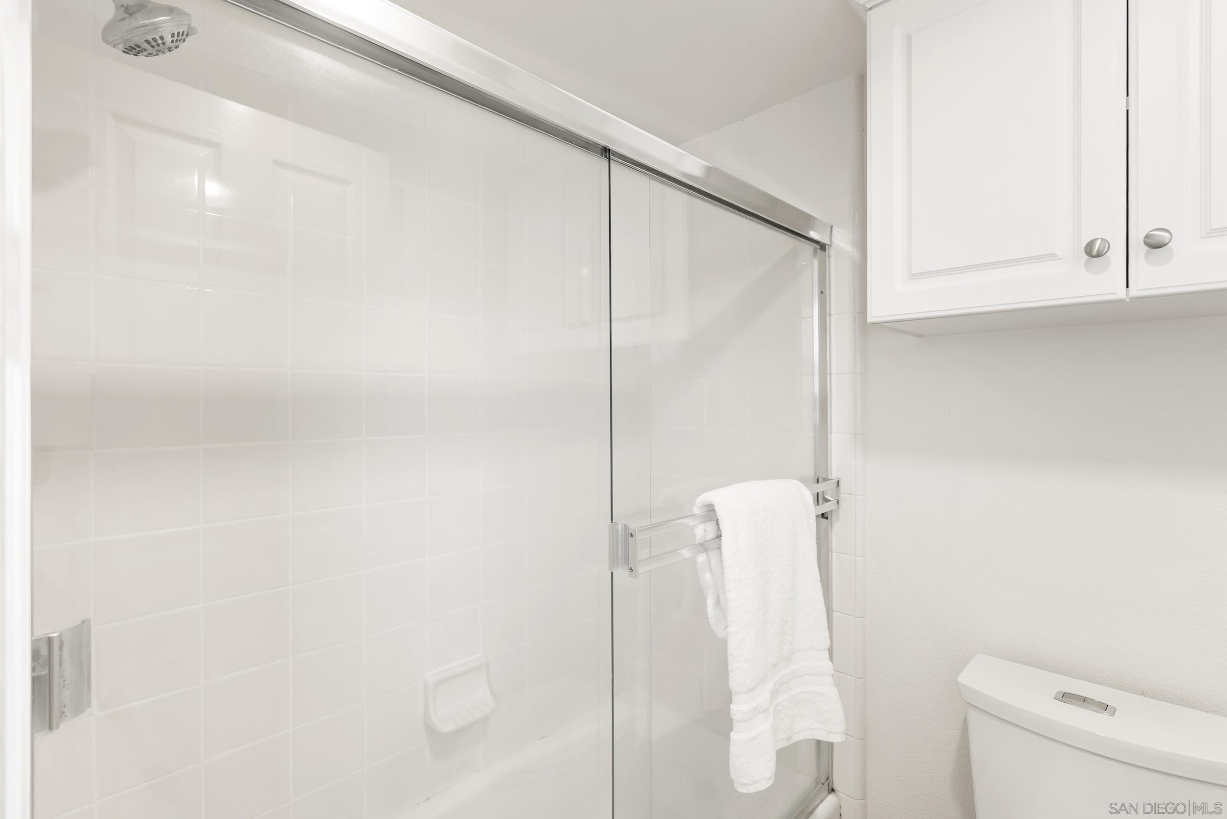 Detail Gallery Image 27 of 55 For 555  Eaton St.  #N,  Oceanside,  CA 92054 - 3 Beds | 2/1 Baths