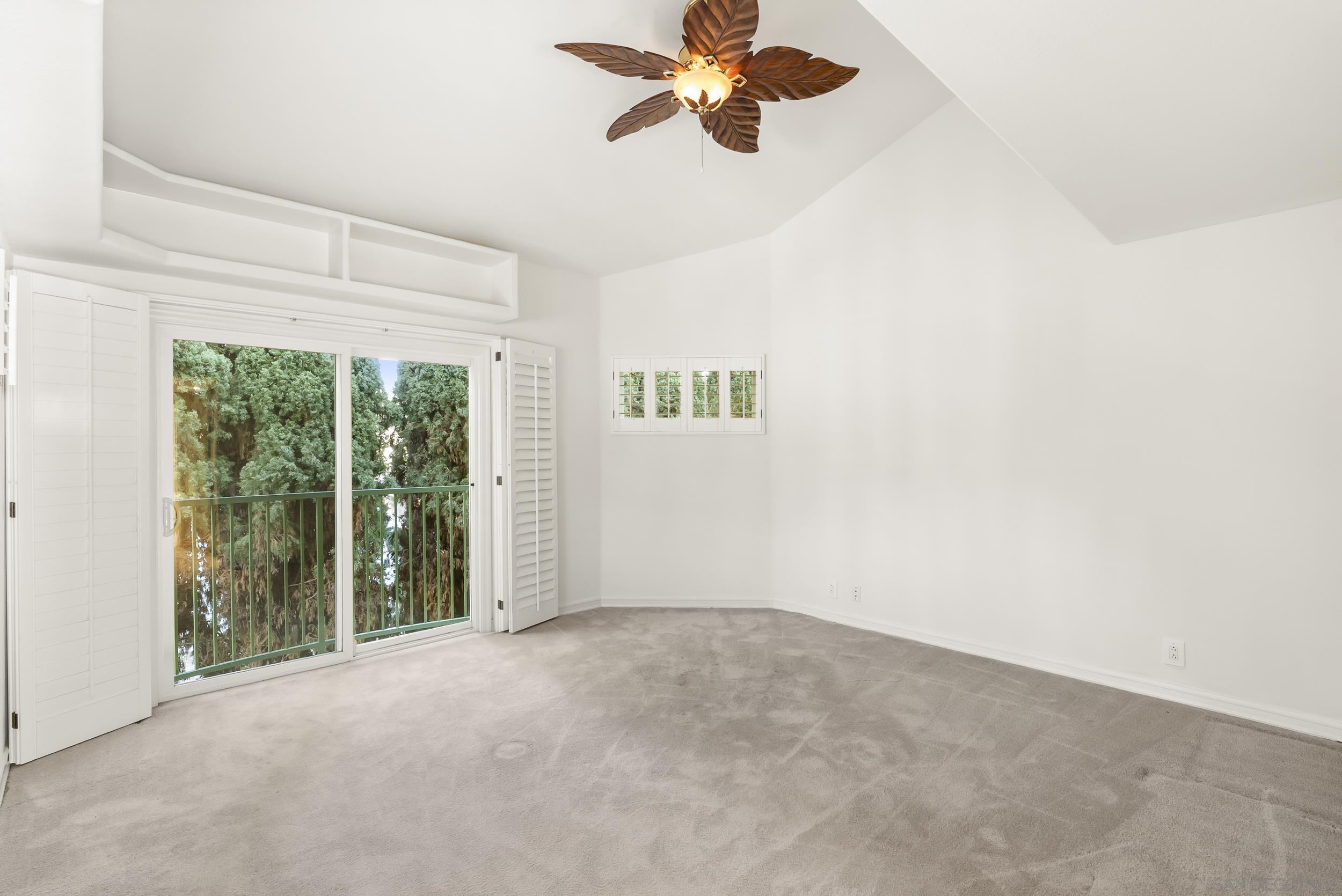 Detail Gallery Image 28 of 55 For 555  Eaton St.  #N,  Oceanside,  CA 92054 - 3 Beds | 2/1 Baths