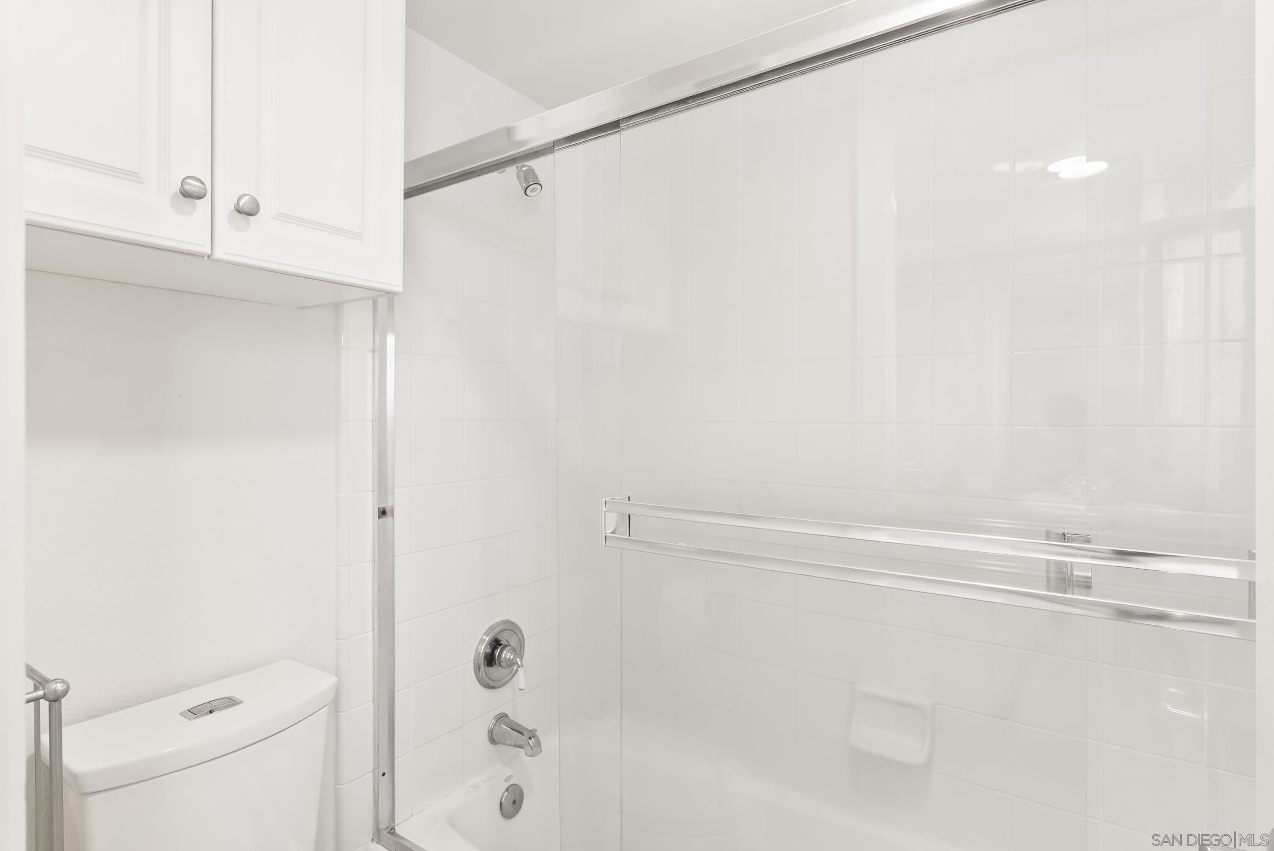 Detail Gallery Image 31 of 55 For 555  Eaton St.  #N,  Oceanside,  CA 92054 - 3 Beds | 2/1 Baths