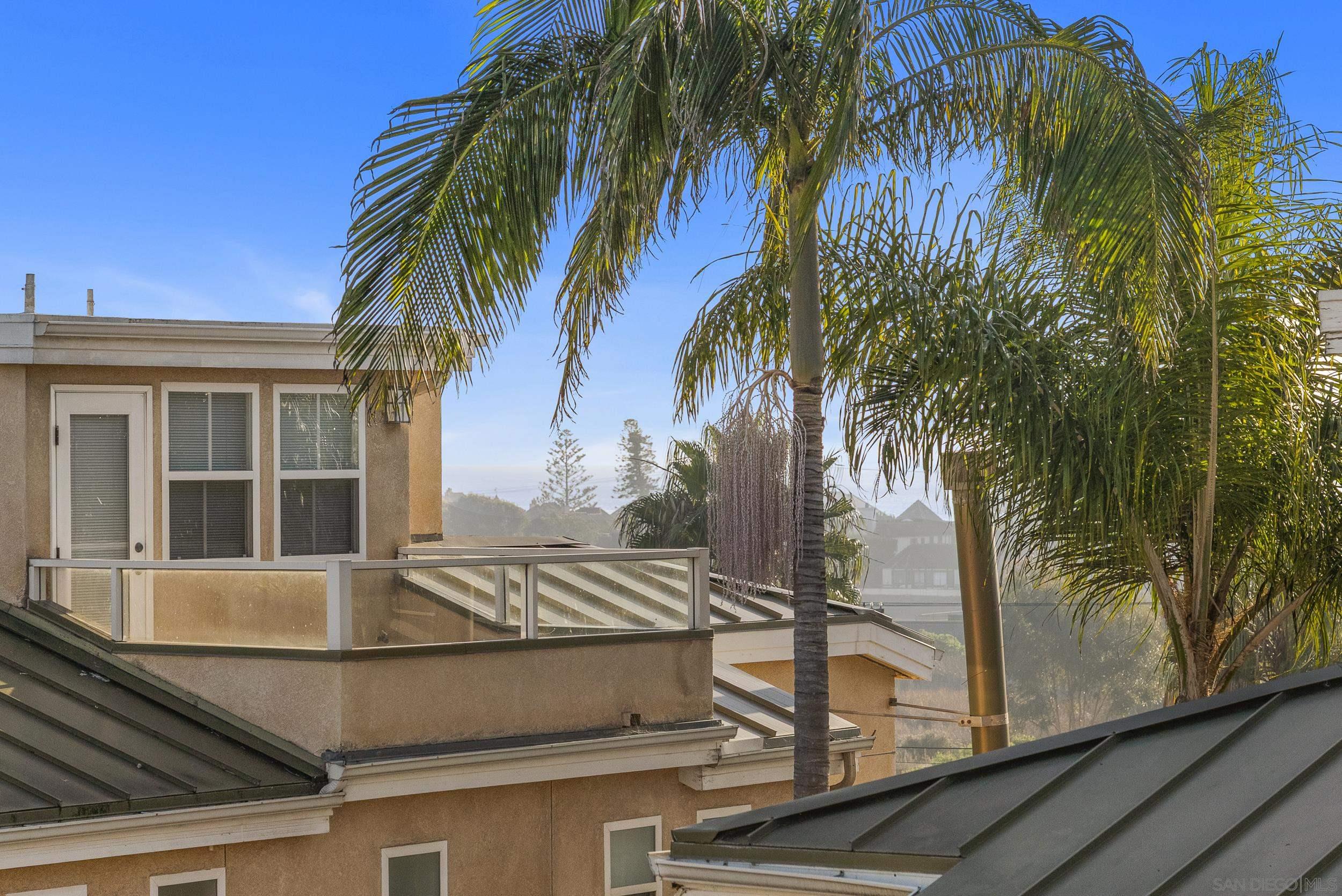 Detail Gallery Image 37 of 55 For 555  Eaton St.  #N,  Oceanside,  CA 92054 - 3 Beds | 2/1 Baths