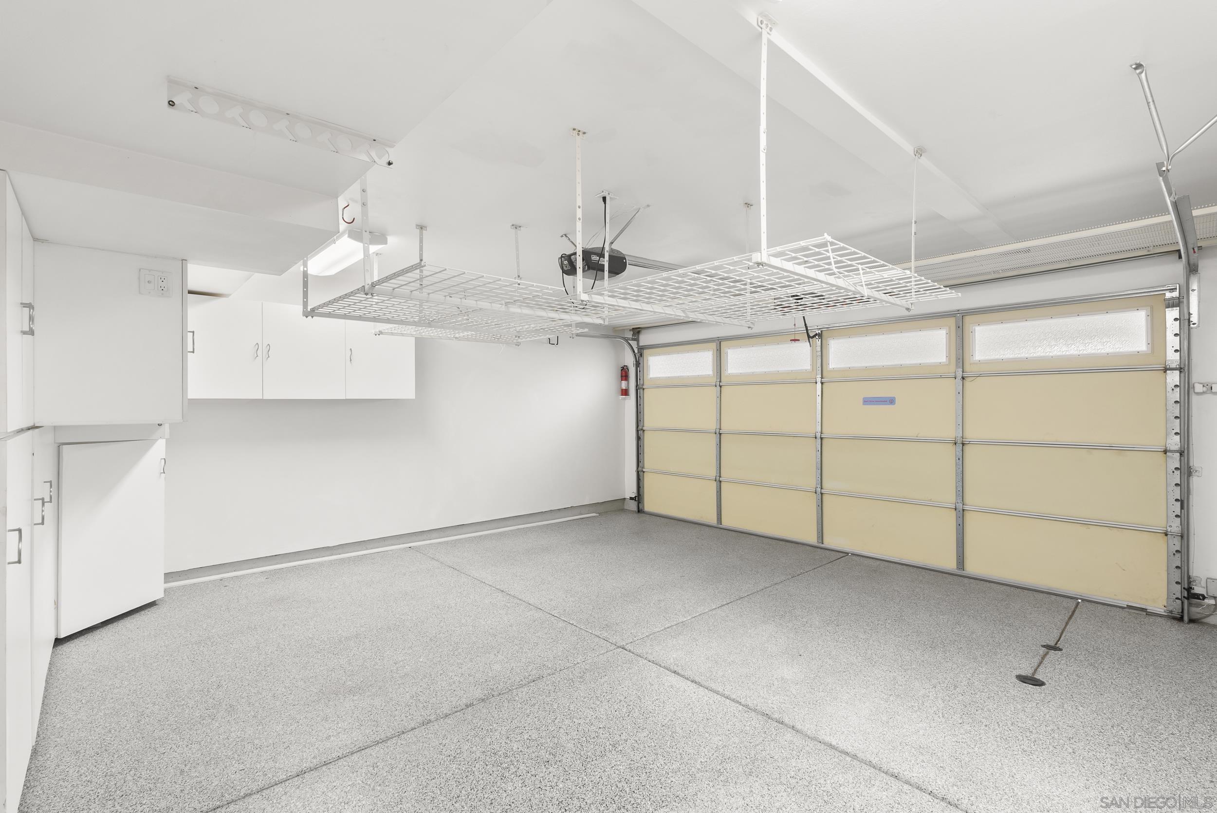 Detail Gallery Image 40 of 55 For 555  Eaton St.  #N,  Oceanside,  CA 92054 - 3 Beds | 2/1 Baths