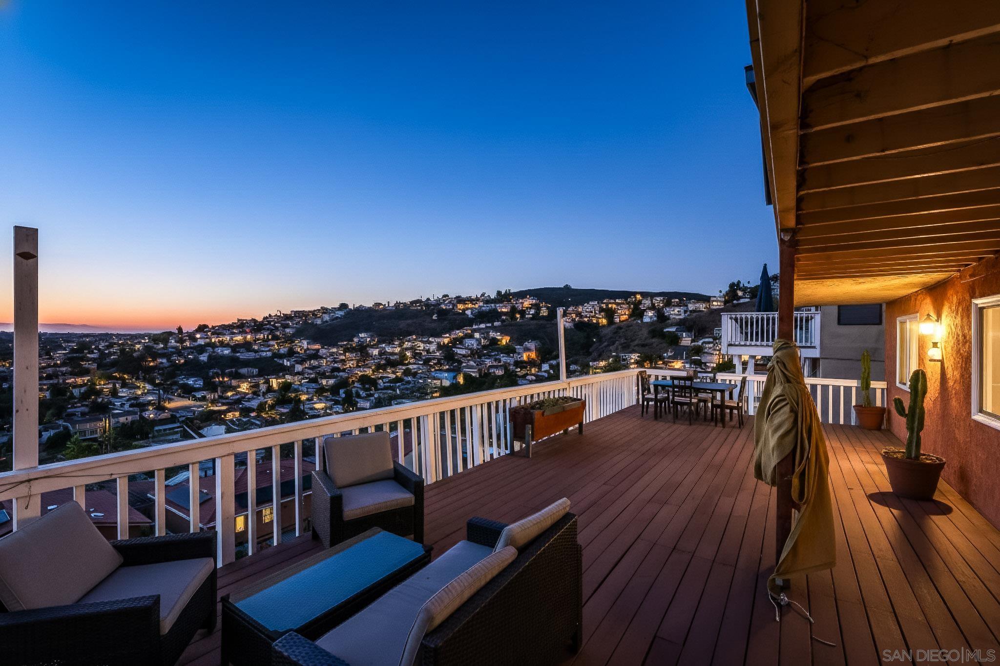 Front Image Thumbnail for SD250045557