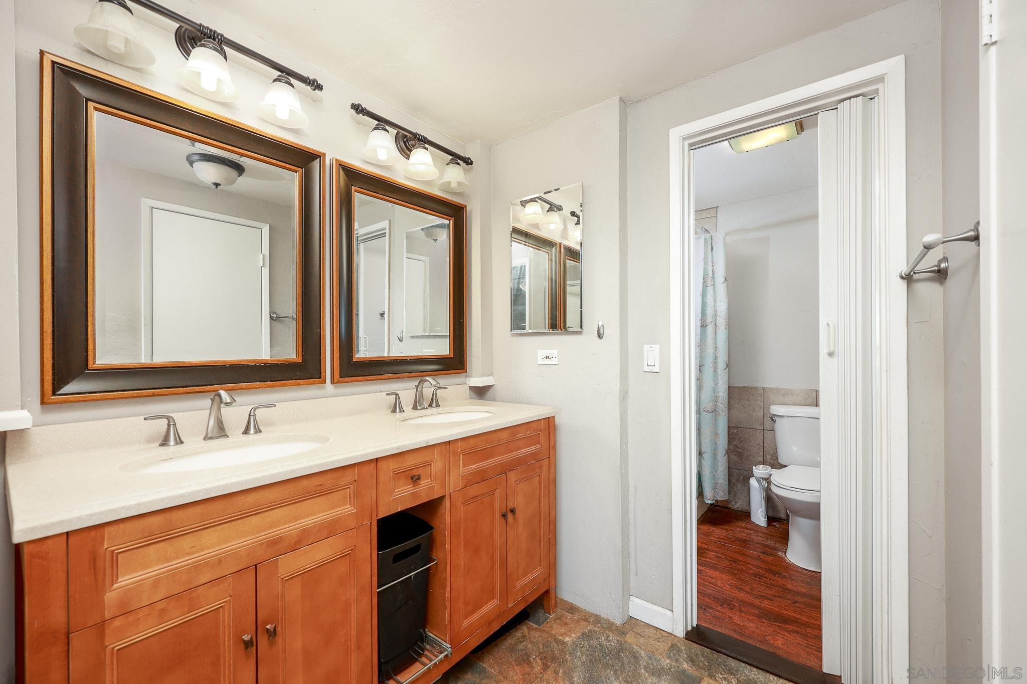 Detail Gallery Image 10 of 24 For 1022  La Mesa Ave, Spring Valley,  CA 91977 - 4 Beds | 3 Baths