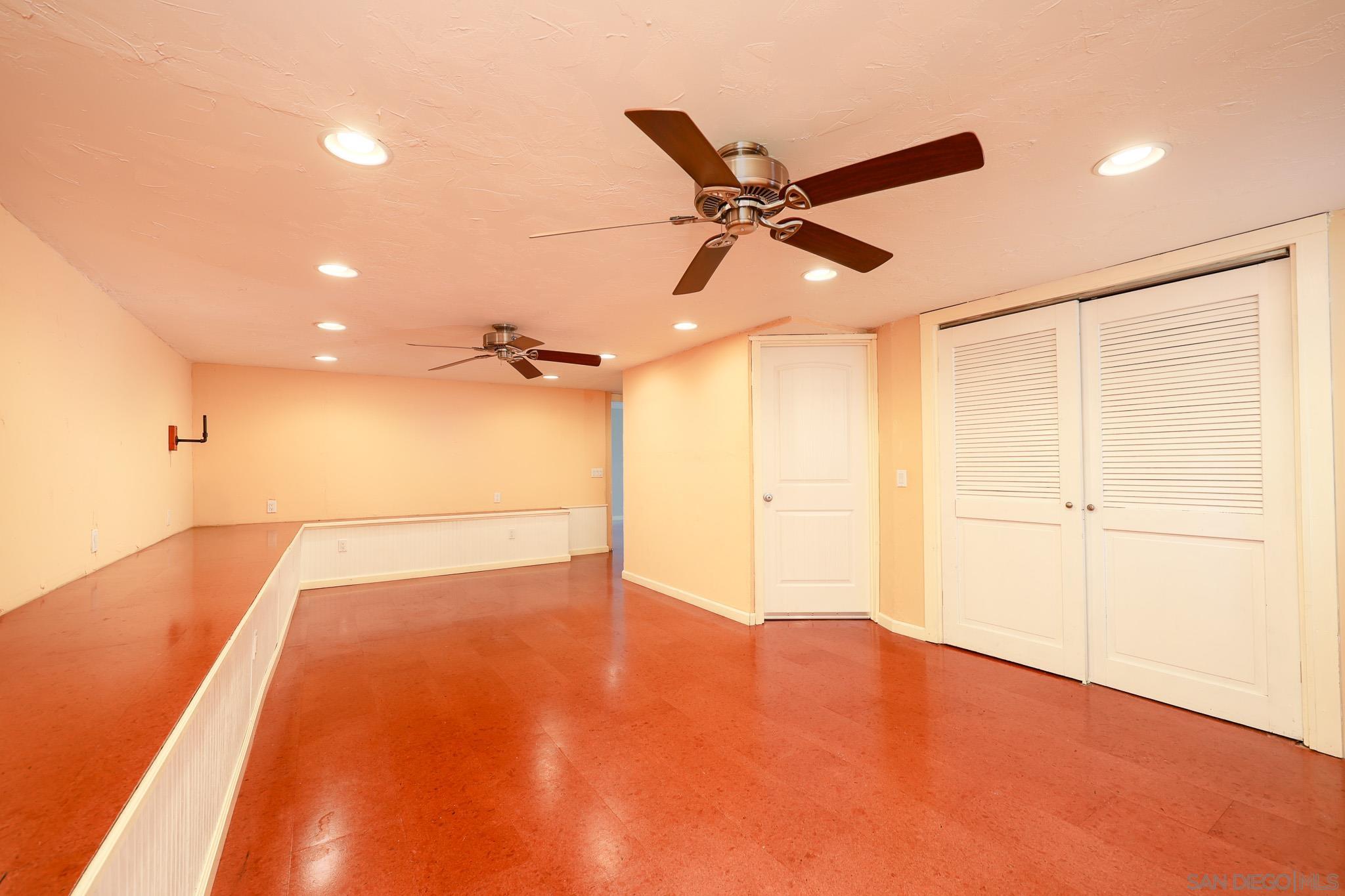 Detail Gallery Image 16 of 24 For 1022  La Mesa Ave, Spring Valley,  CA 91977 - 4 Beds | 3 Baths