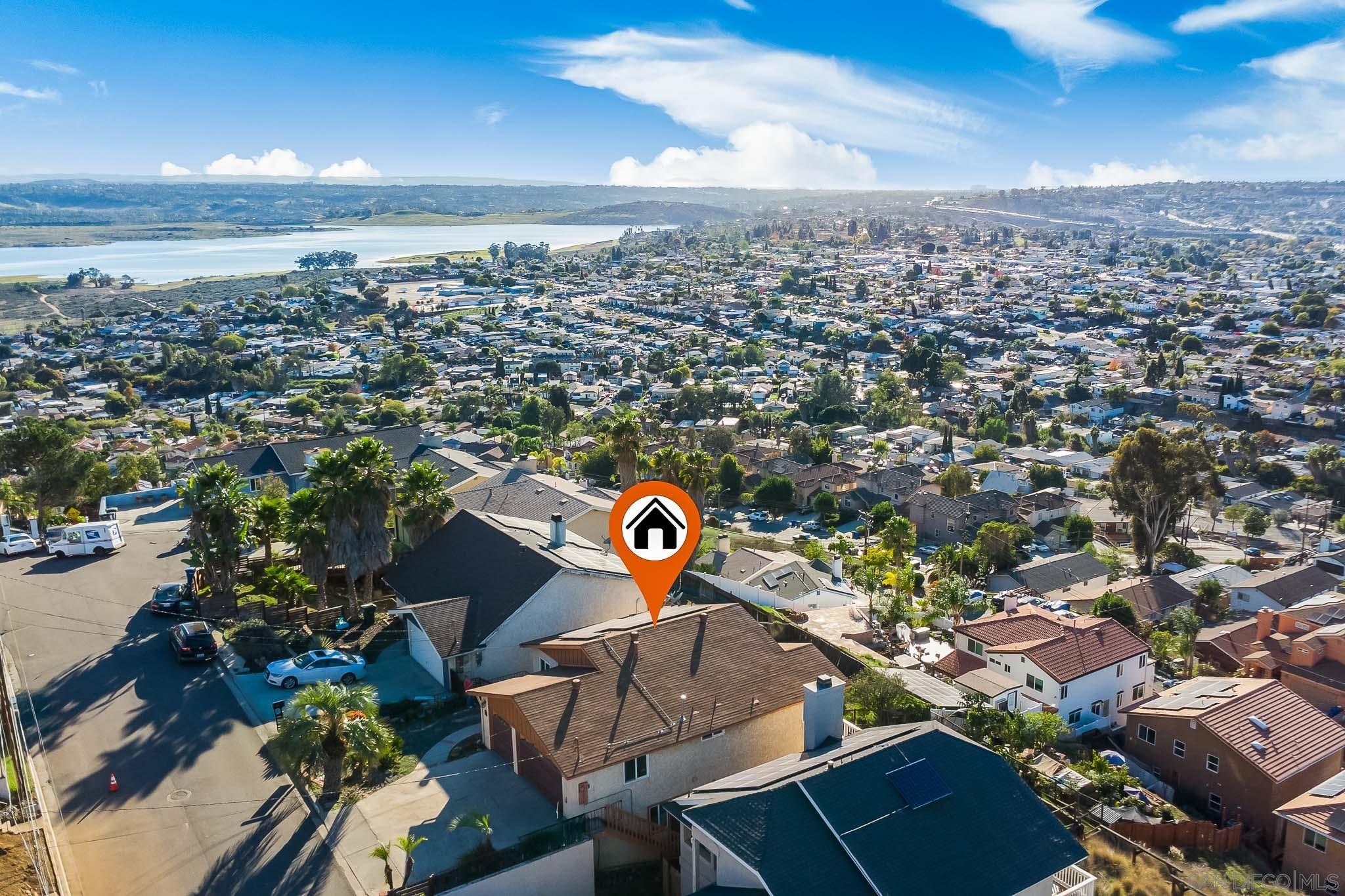 Detail Gallery Image 3 of 24 For 1022  La Mesa Ave, Spring Valley,  CA 91977 - 4 Beds | 3 Baths