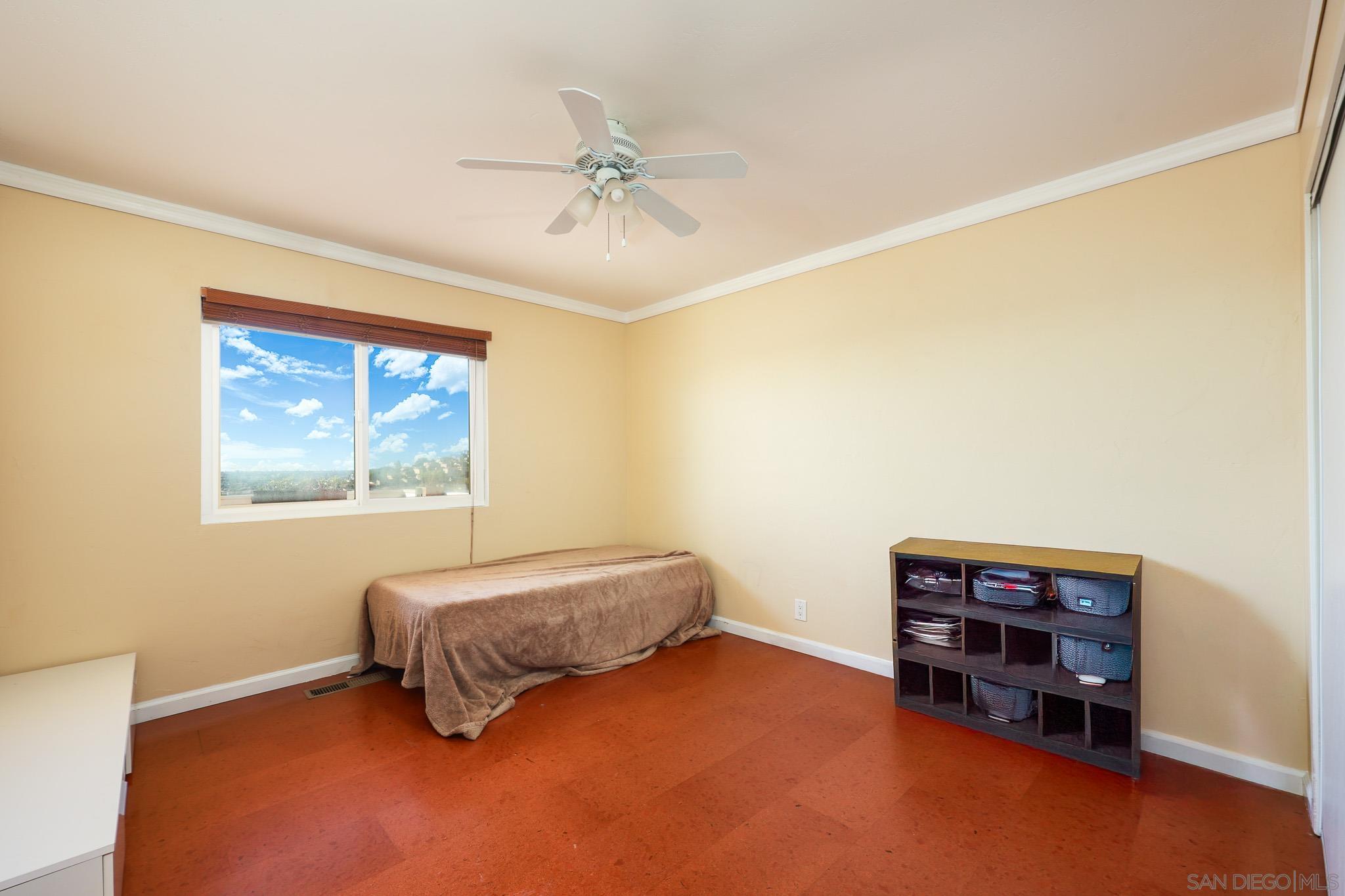 Detail Gallery Image 19 of 24 For 1022  La Mesa Ave, Spring Valley,  CA 91977 - 4 Beds | 3 Baths