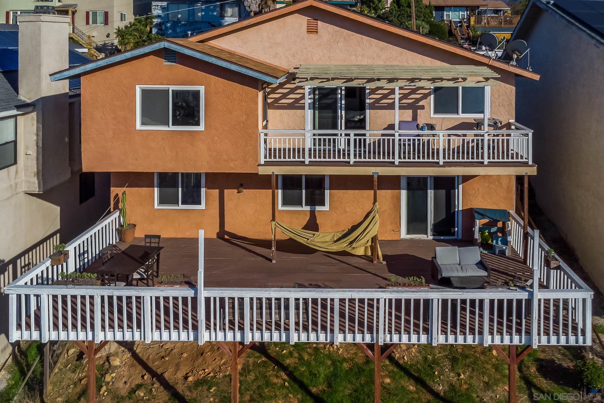 Detail Gallery Image 22 of 24 For 1022  La Mesa Ave, Spring Valley,  CA 91977 - 4 Beds | 3 Baths