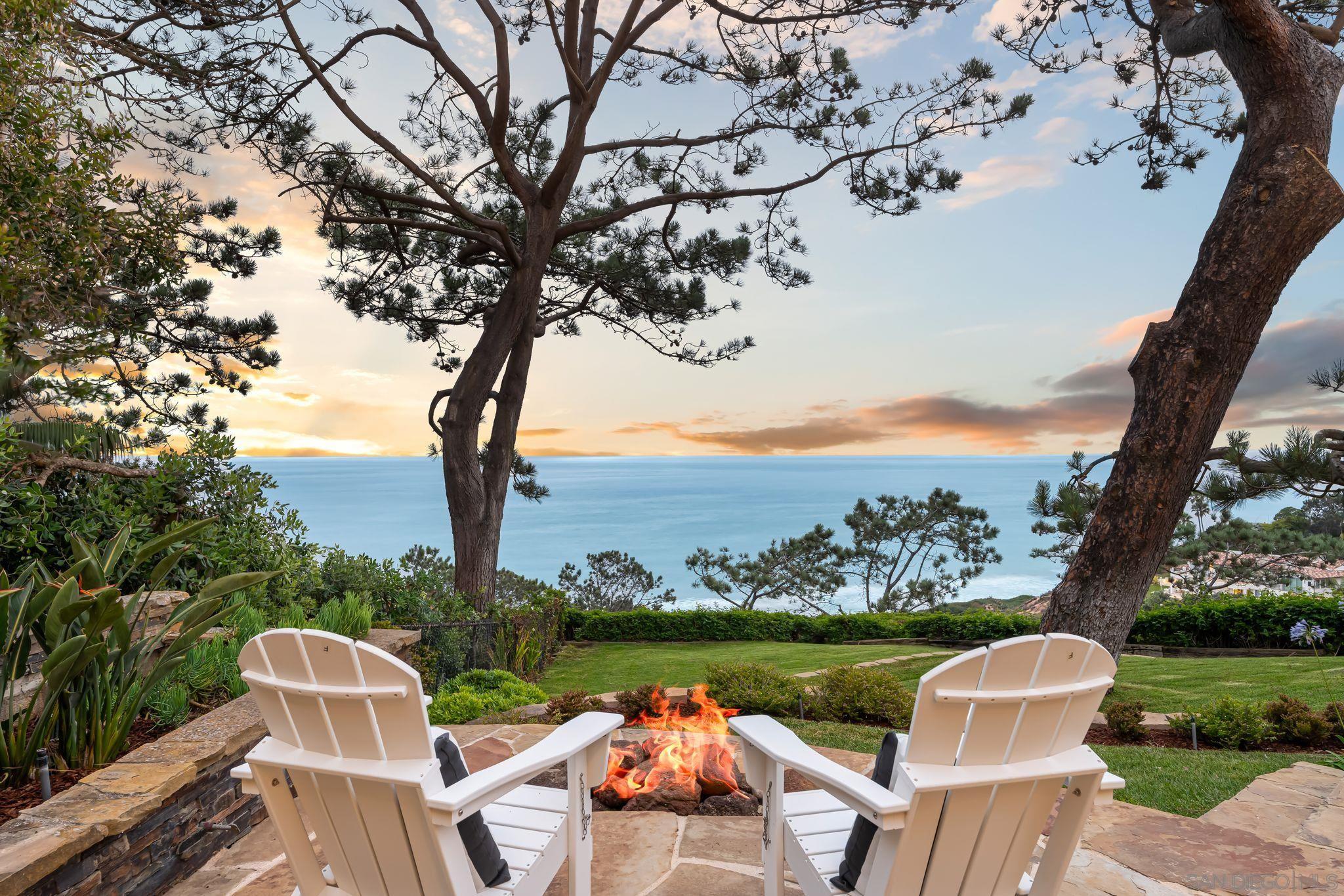 Detail Gallery Image 2 of 44 For 354  Ocean View Ave, Del Mar,  CA 92014 - 4 Beds | 4/1 Baths