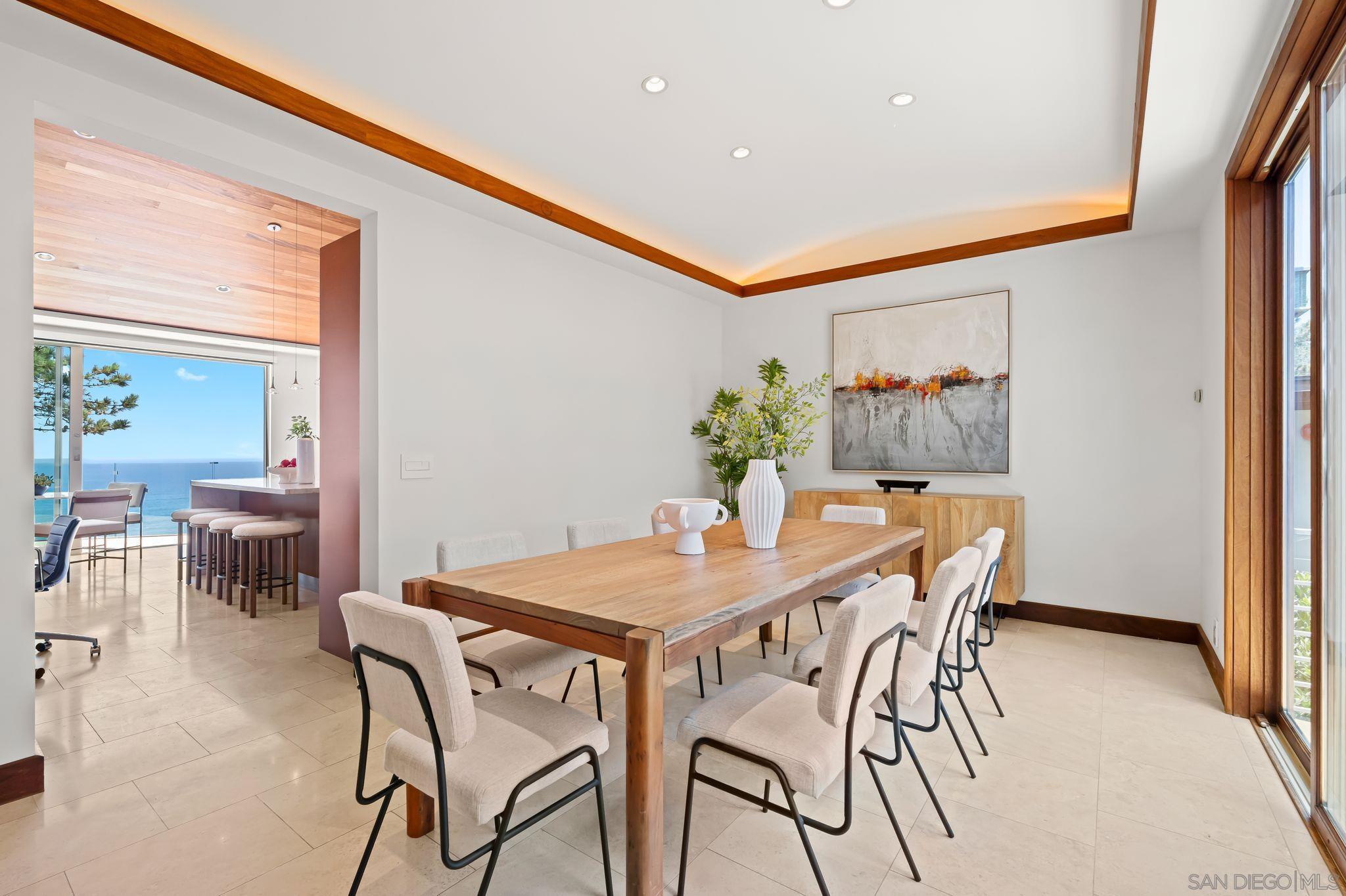 Detail Gallery Image 19 of 44 For 354  Ocean View Ave, Del Mar,  CA 92014 - 4 Beds | 4/1 Baths