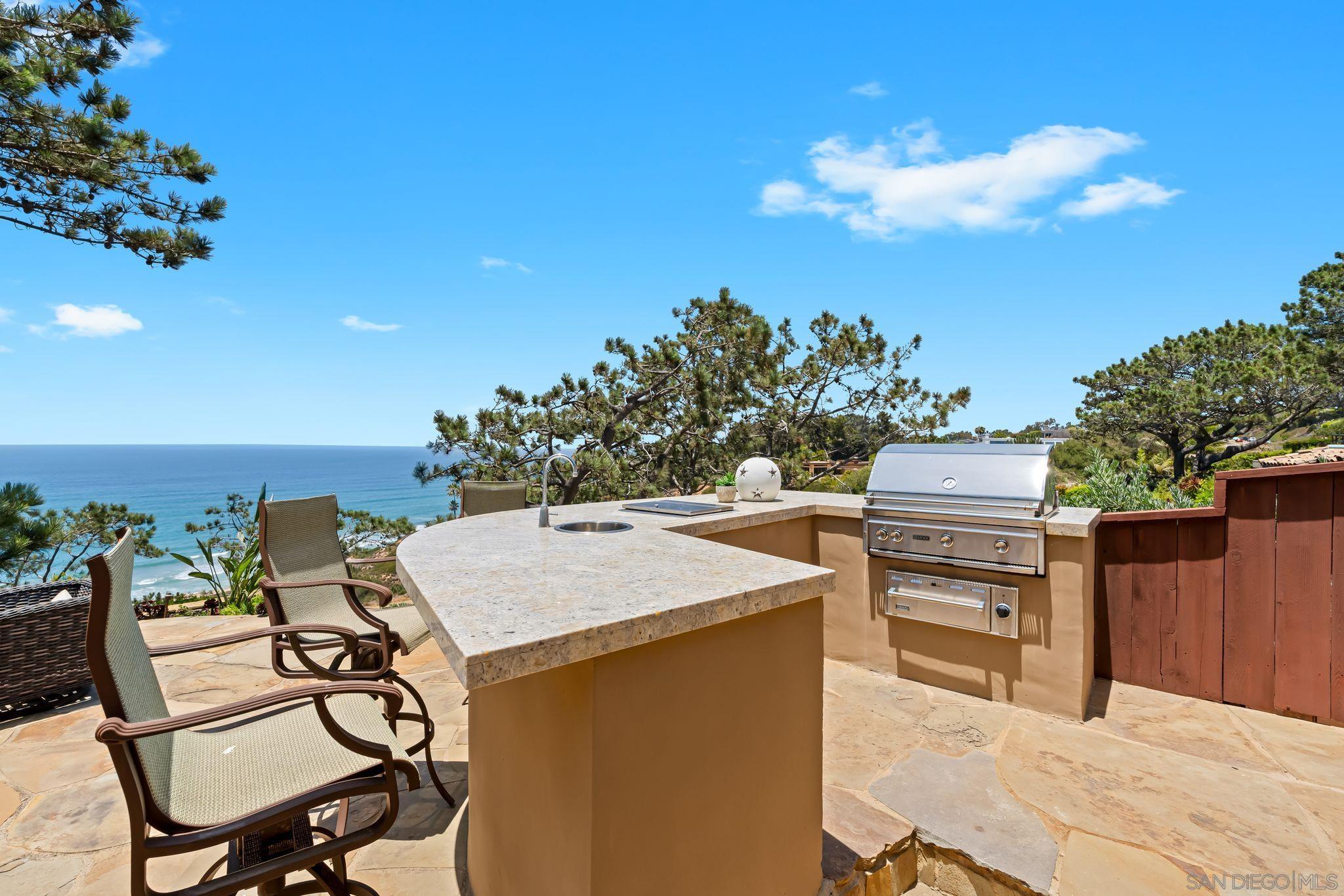 Detail Gallery Image 23 of 44 For 354  Ocean View Ave, Del Mar,  CA 92014 - 4 Beds | 4/1 Baths