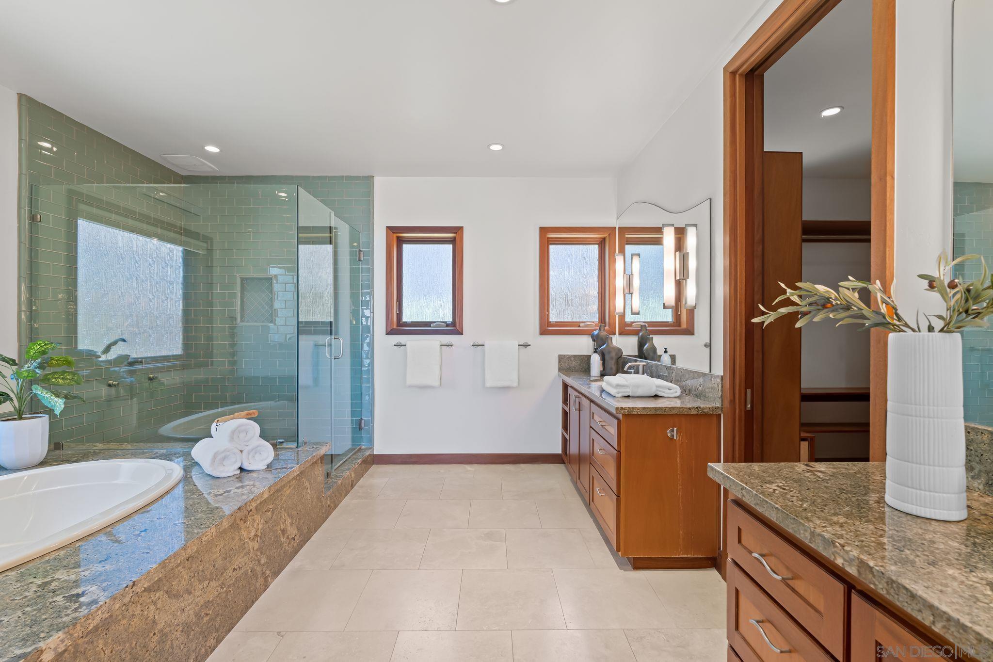 Detail Gallery Image 30 of 44 For 354  Ocean View Ave, Del Mar,  CA 92014 - 4 Beds | 4/1 Baths