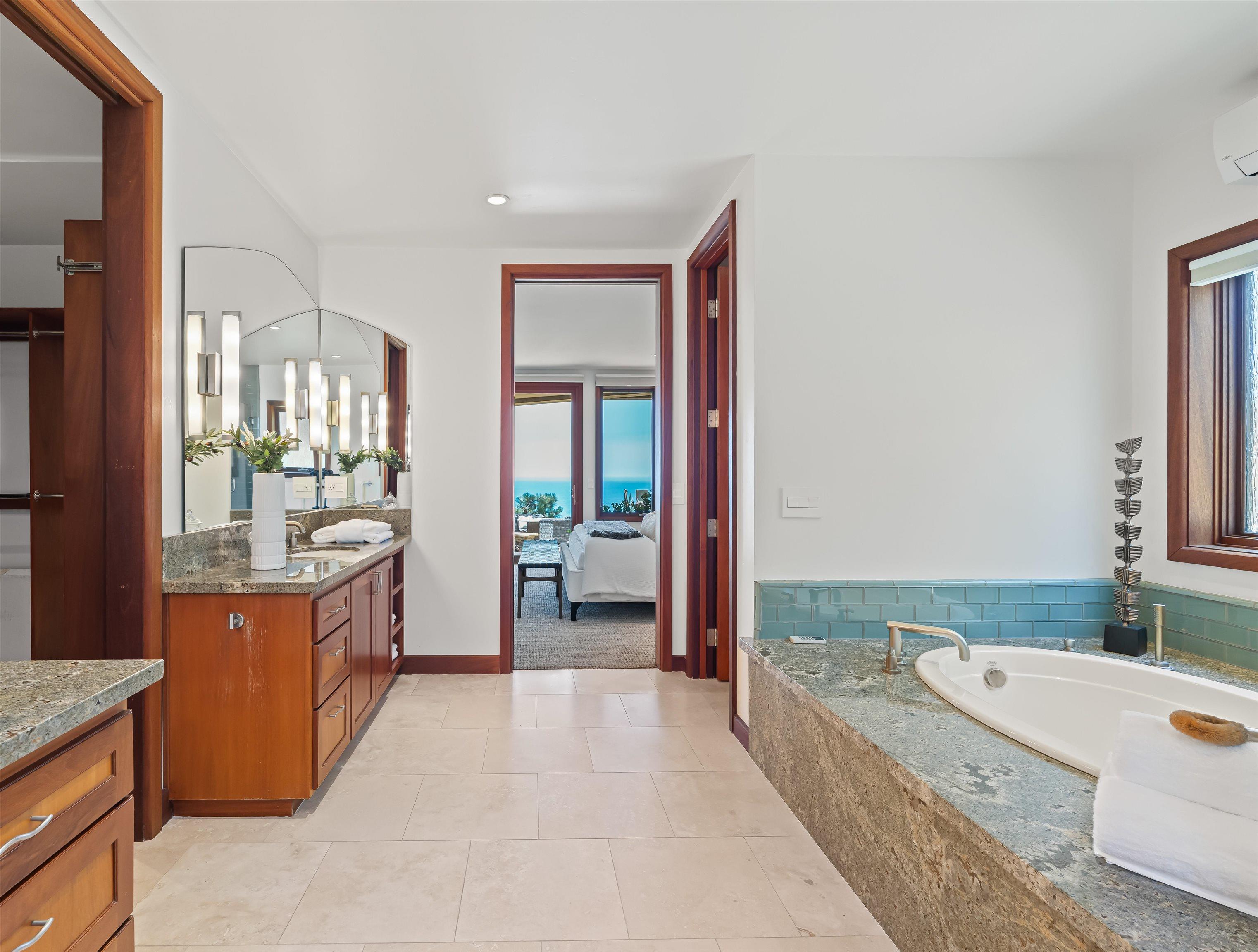 Detail Gallery Image 31 of 44 For 354  Ocean View Ave, Del Mar,  CA 92014 - 4 Beds | 4/1 Baths
