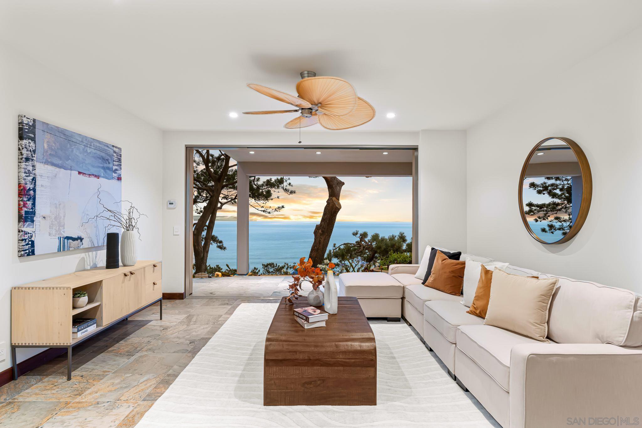 Detail Gallery Image 8 of 44 For 354  Ocean View Ave, Del Mar,  CA 92014 - 4 Beds | 4/1 Baths