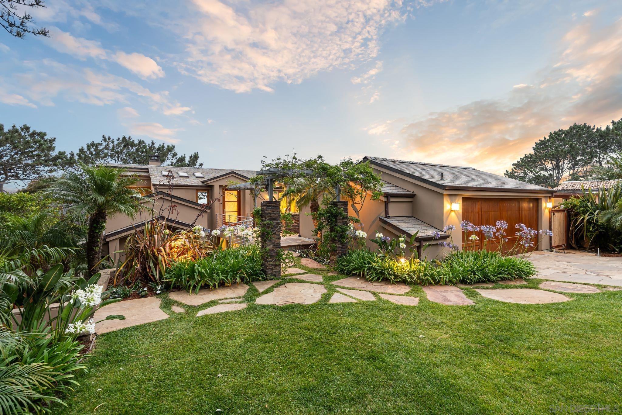 Detail Gallery Image 9 of 44 For 354  Ocean View Ave, Del Mar,  CA 92014 - 4 Beds | 4/1 Baths