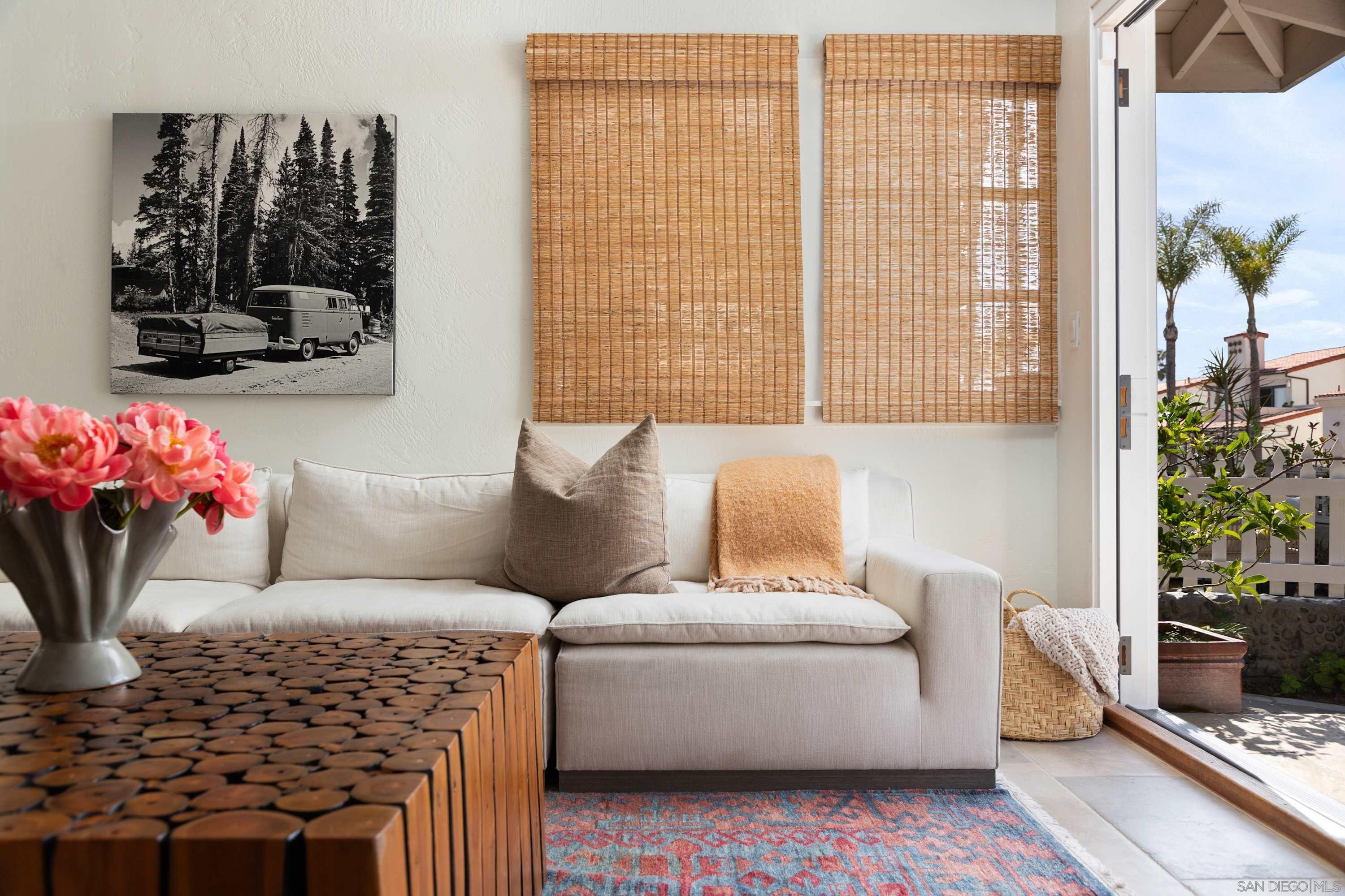 Detail Gallery Image 11 of 36 For 335  Gravilla Street, La Jolla,  CA 92037 - 3 Beds | 3/1 Baths