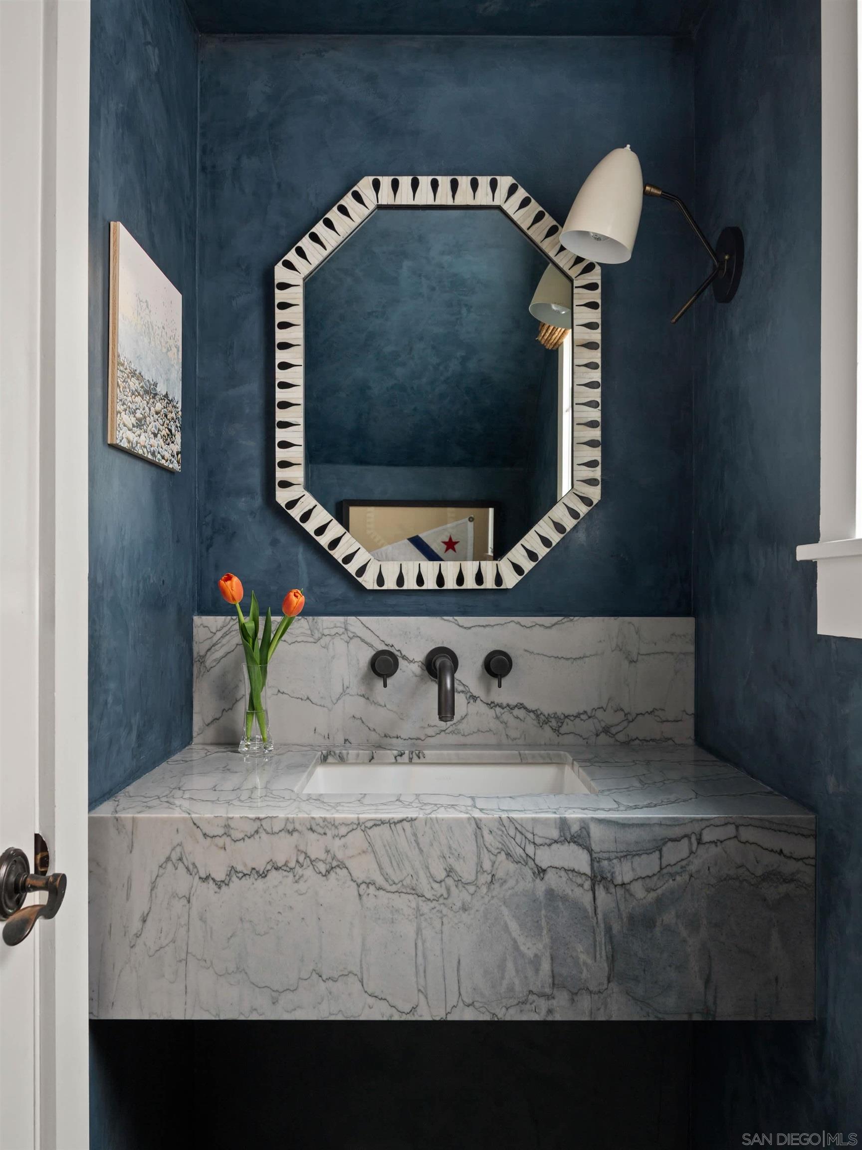 Detail Gallery Image 16 of 36 For 335  Gravilla Street, La Jolla,  CA 92037 - 3 Beds | 3/1 Baths