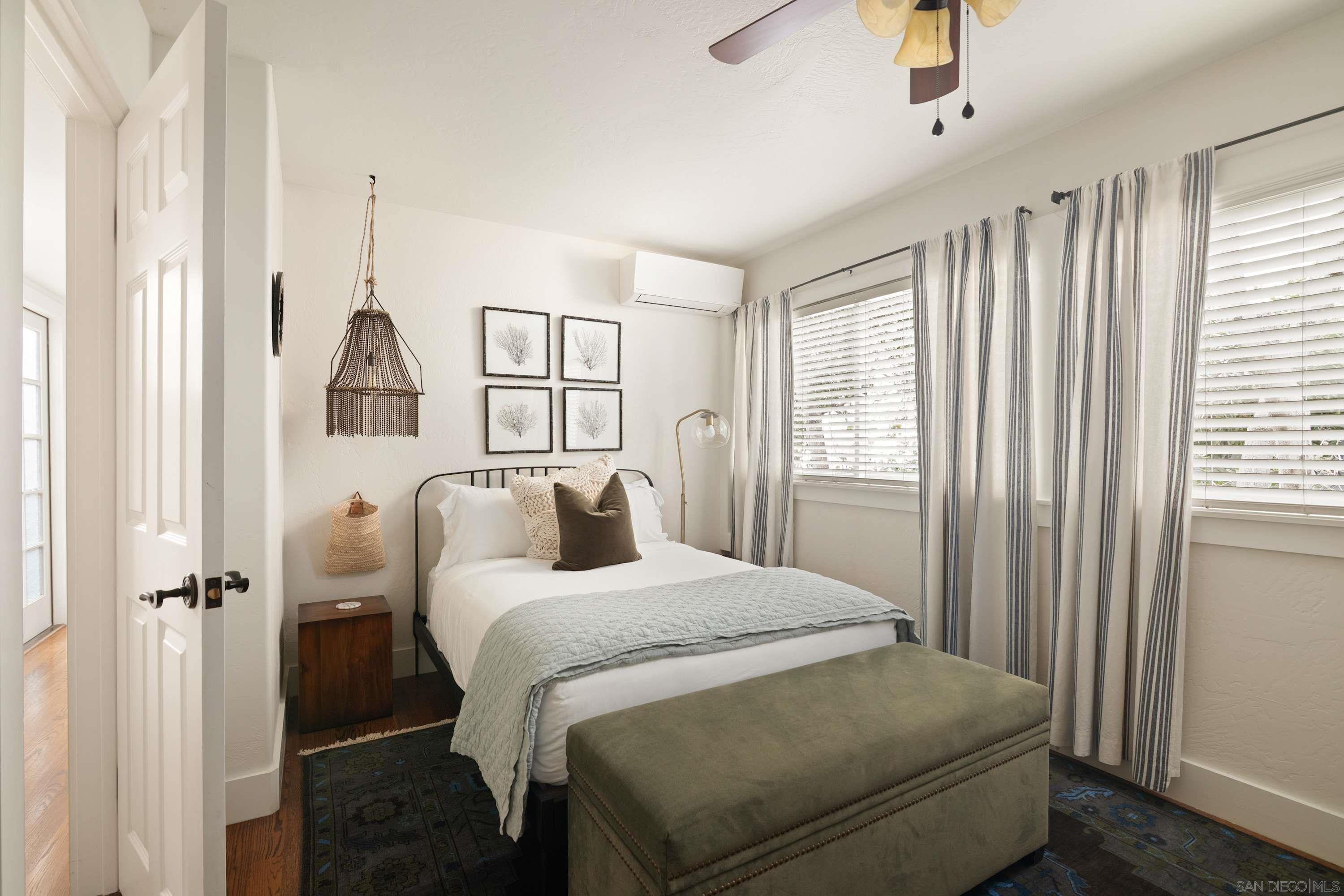 Detail Gallery Image 31 of 36 For 335  Gravilla Street, La Jolla,  CA 92037 - 3 Beds | 3/1 Baths